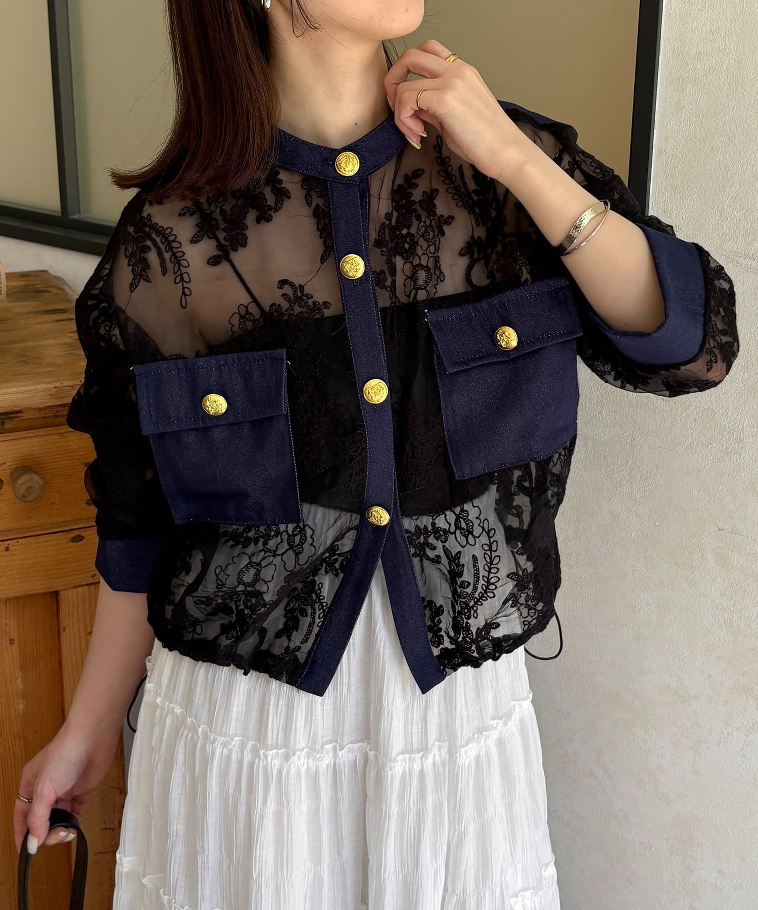 Thevon.(ゼヴォン) GOLD釦デニム切替レースジャケット