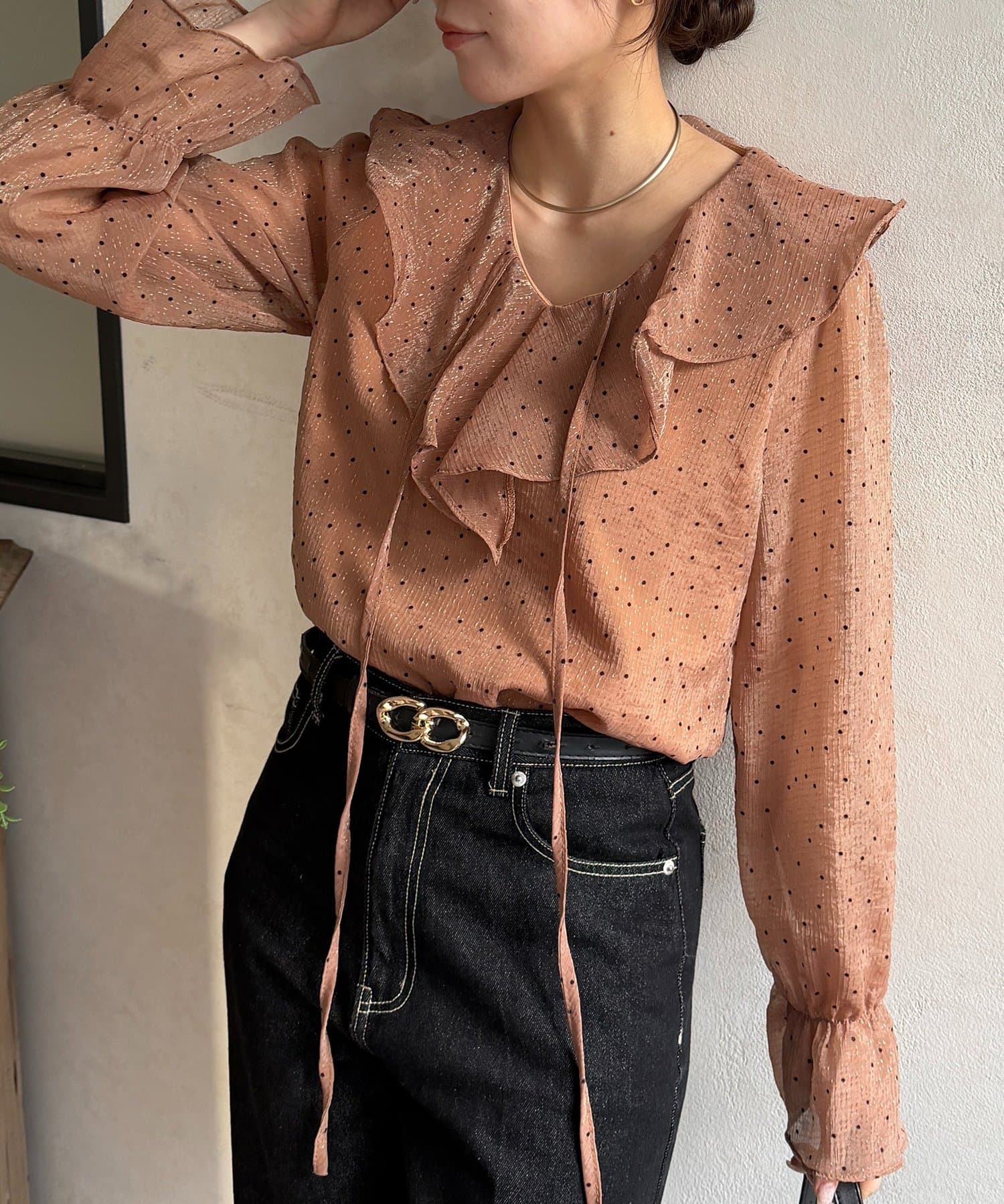 Thevon.(ゼヴォン) ドットシアーフリルブラウス