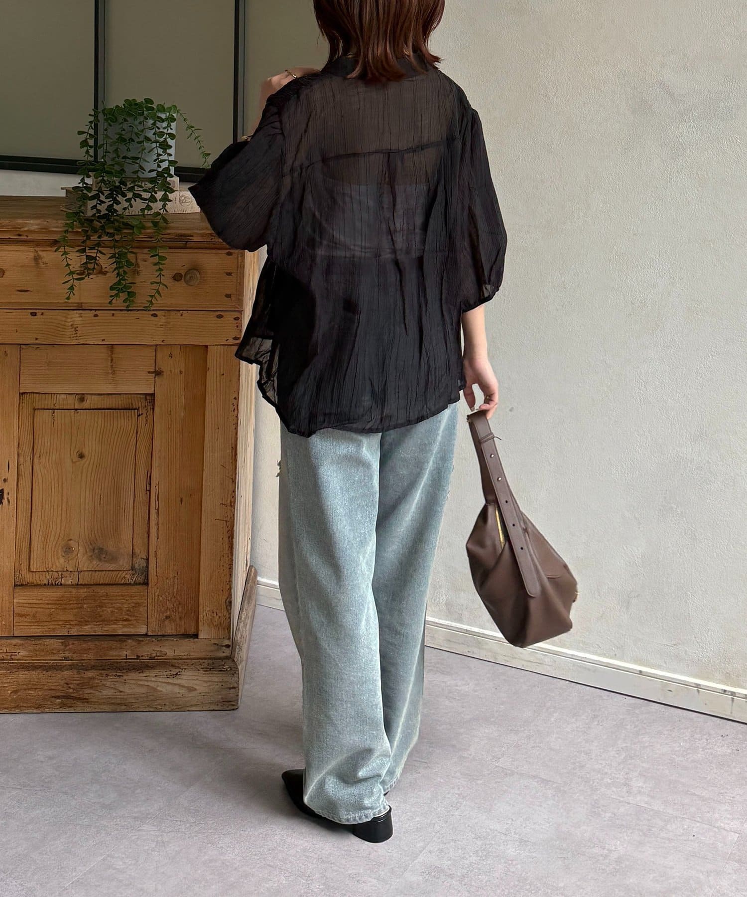 Thevon.(ゼヴォン) シアーシャーリング5分袖ブラウス