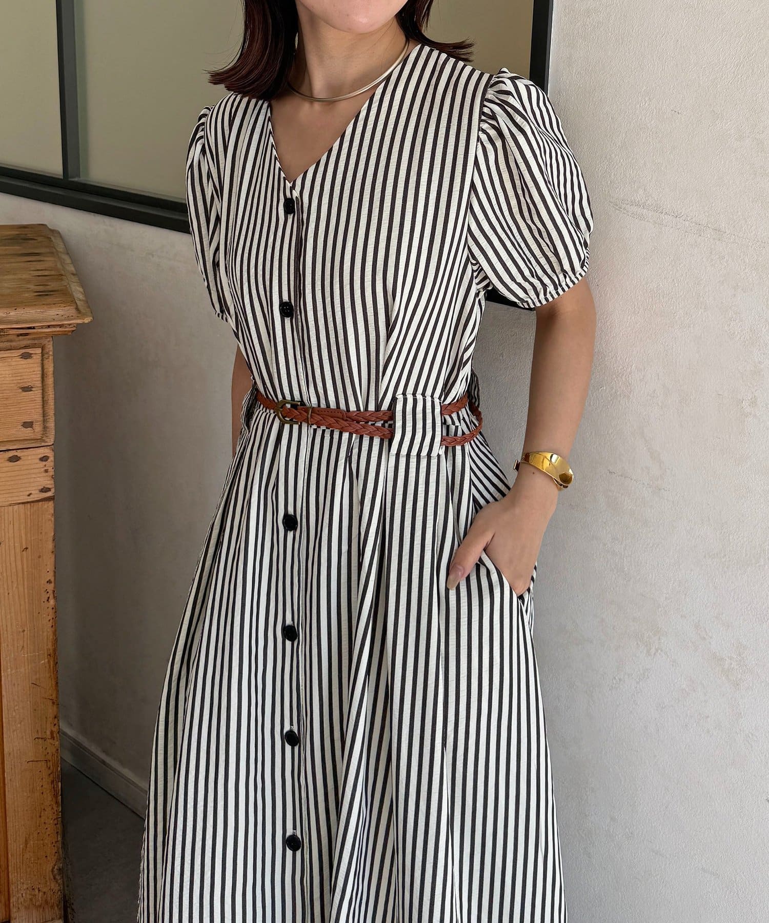 Thevon.(ゼヴォン) ベルト付きストライプ柄ワンピース