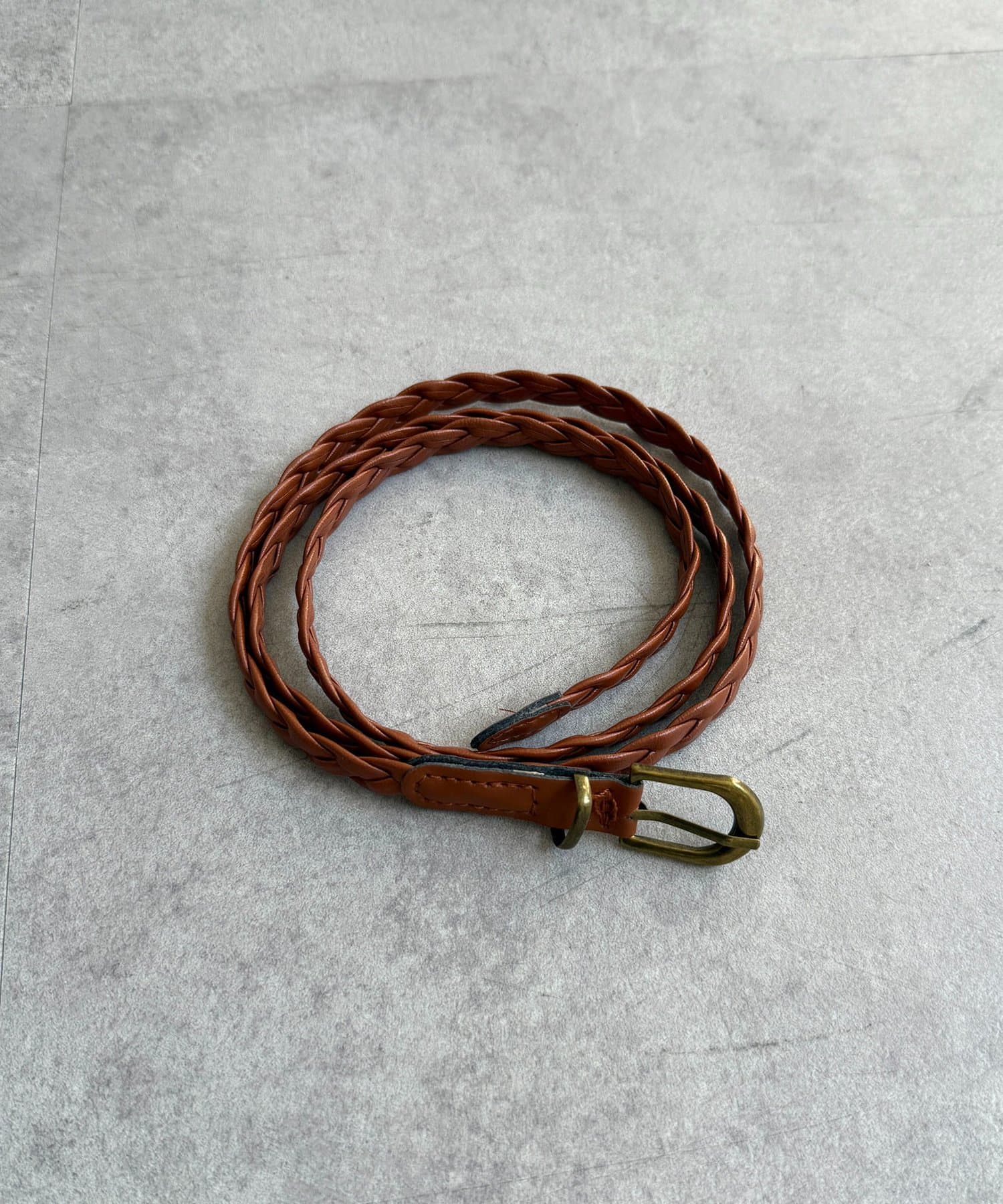 Thevon.(ゼヴォン) ベルト付きストライプ柄ワンピース