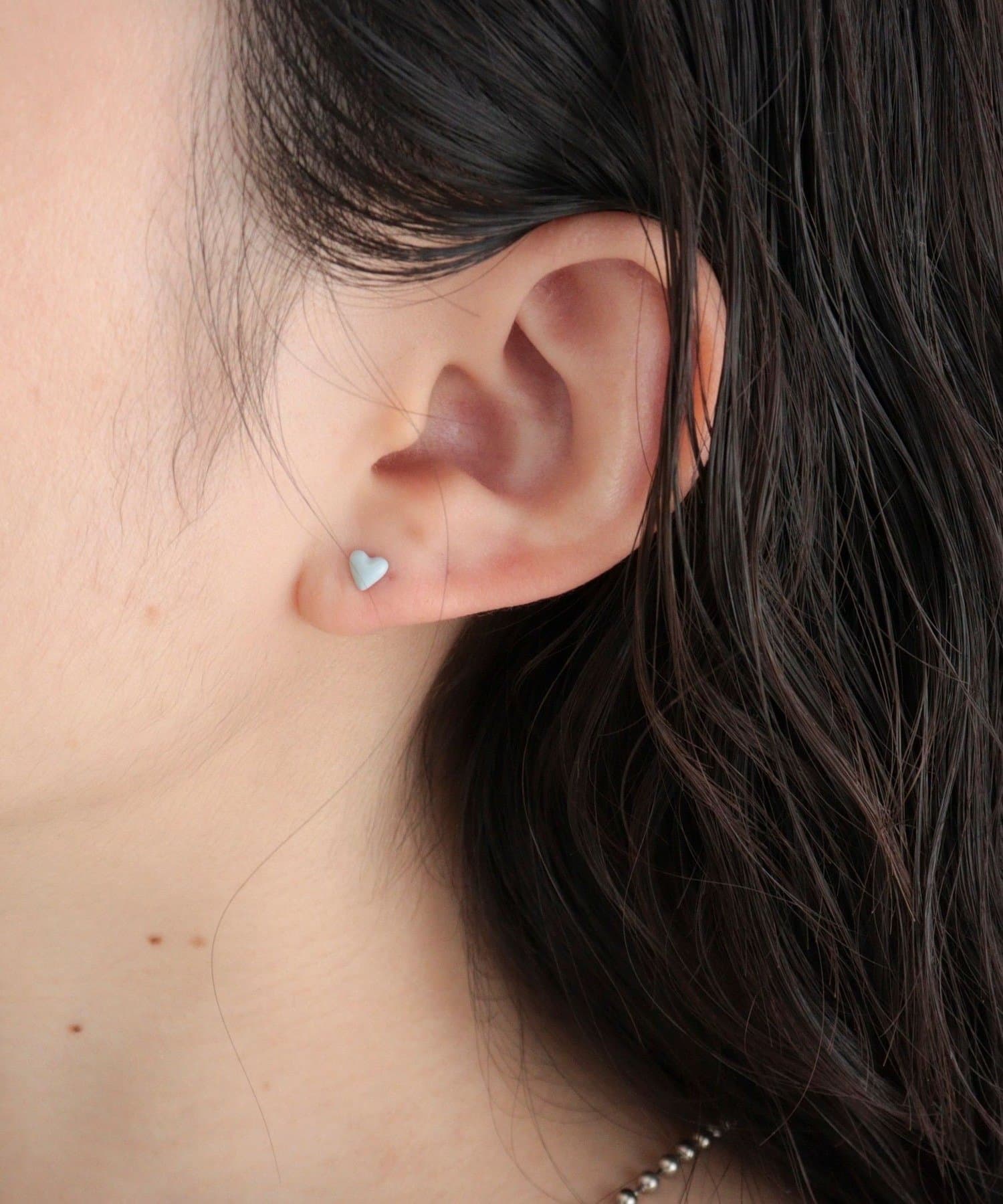 FREDY & GLOSTER(フレディ アンド グロスター) プチハートカラーエポピアス