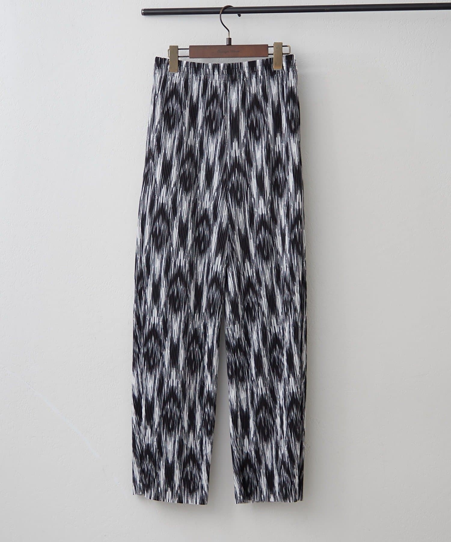 Remind me and forever(リマインドミーアンドフォーエバー) 《全5柄！》クリスタルプリーツパンツ