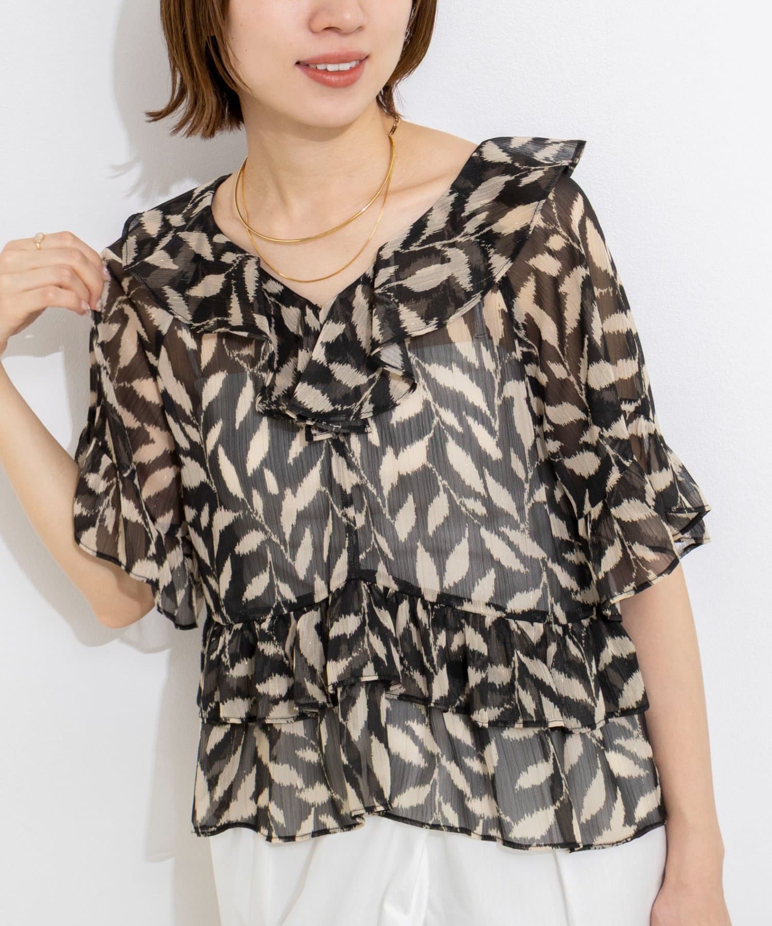 NOLLEY'S(ノーリーズ) 【Import Fabric】ウォッシャブル楊柳リーフ柄フリルブラウス