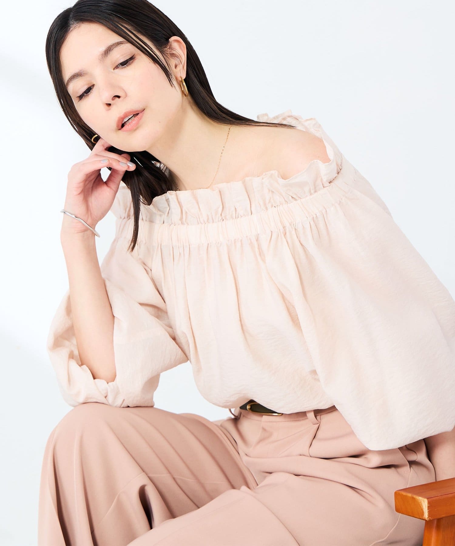 NOLLEY'S(ノーリーズ) ウォッシャブルシアーシルクワッシャーオフショルブラウス