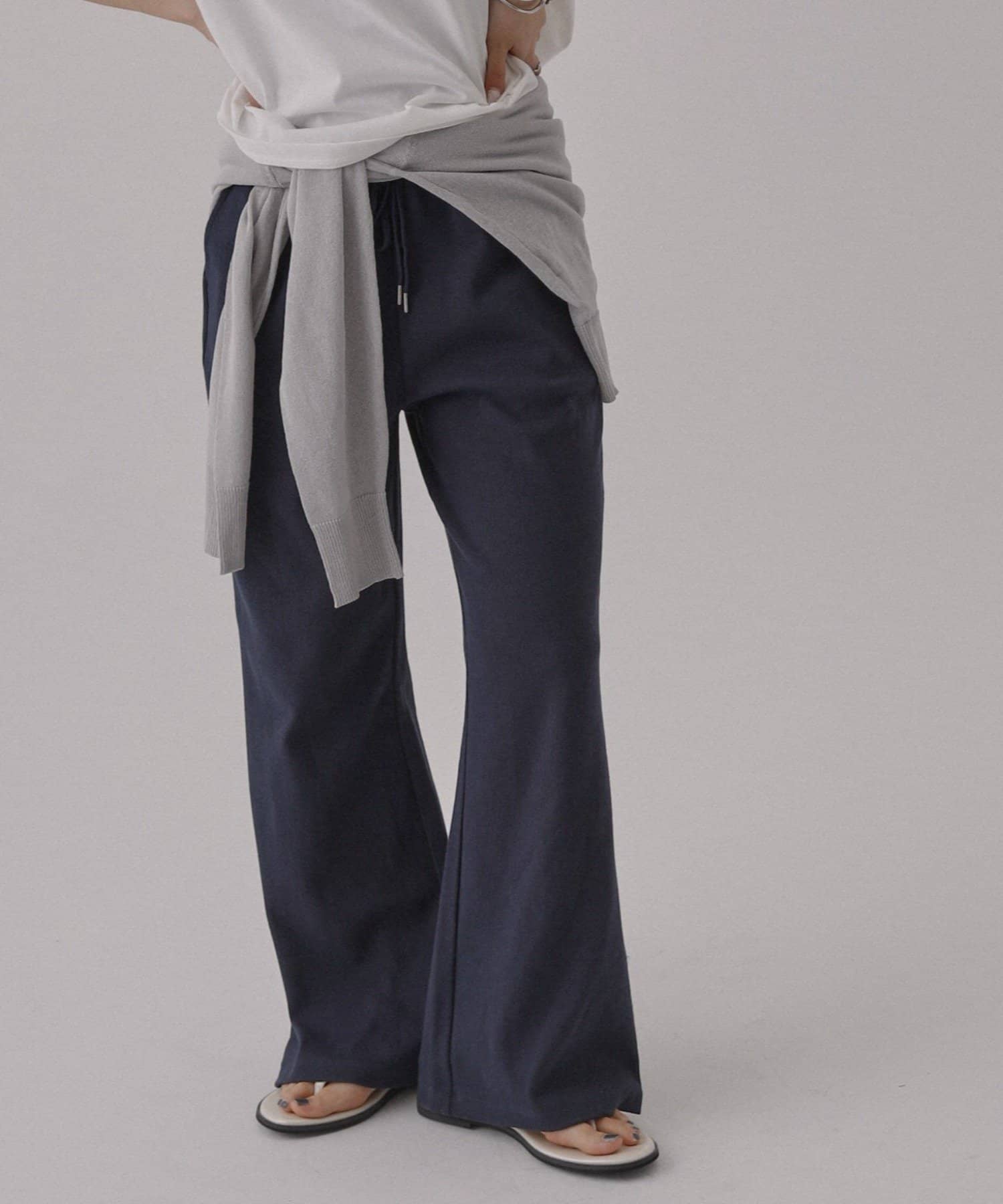 COLONY 2139(コロニー トゥーワンスリーナイン) 多機能テレコリブフレアパンツ