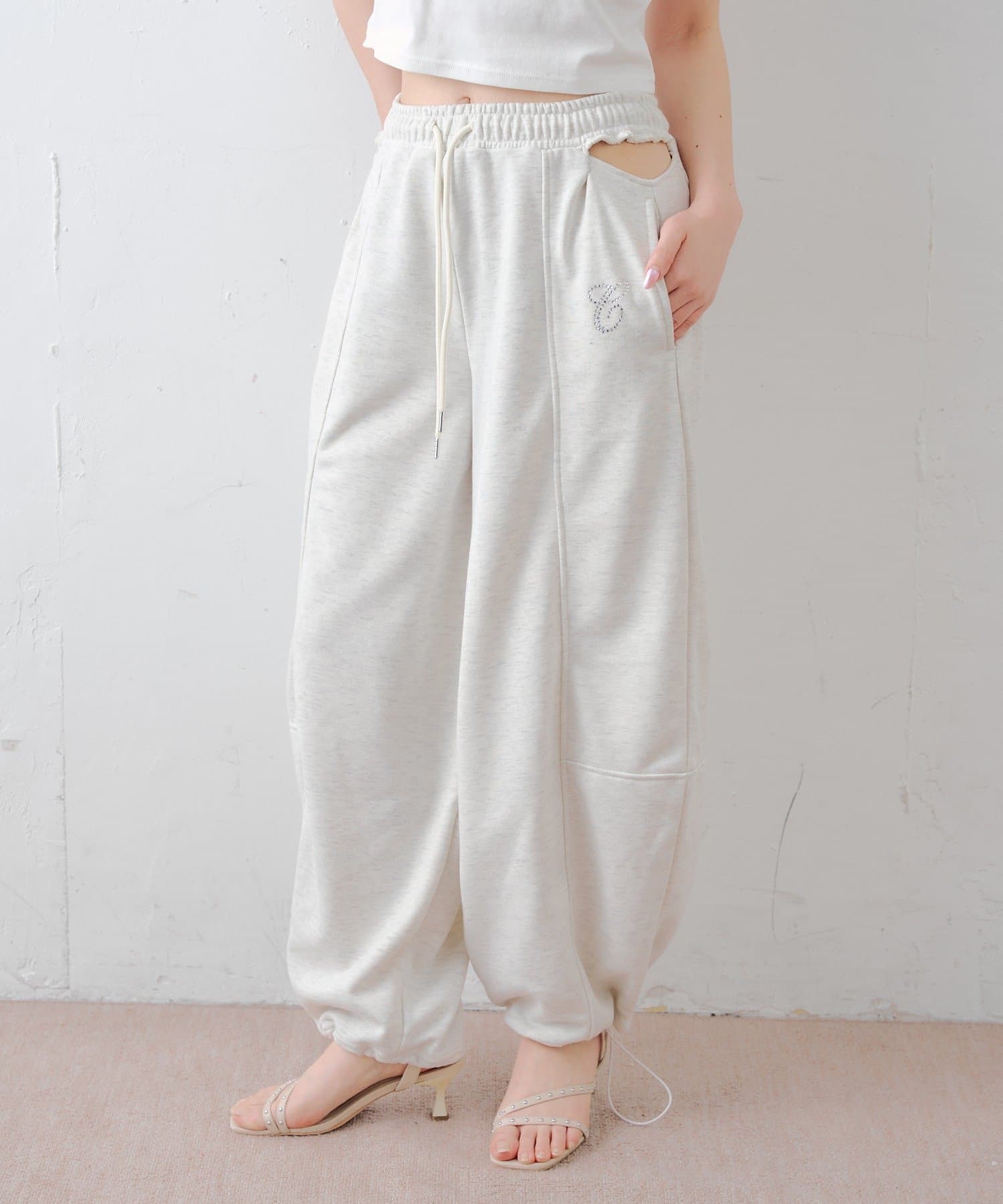 Chico(チコ) サイドカットバレルレッグスウェットパンツ