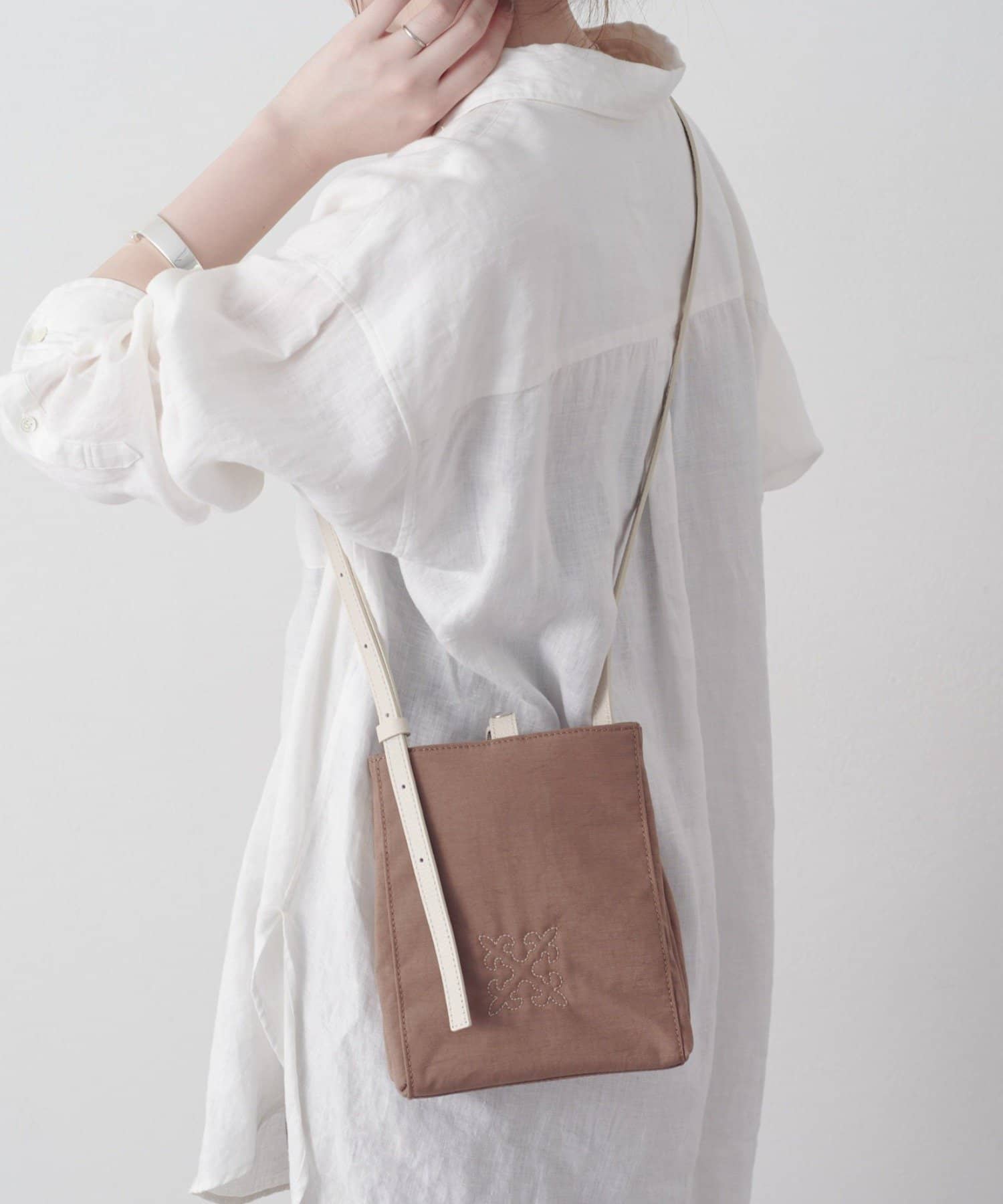 russet(ラシット) ナイロンミニショルダーバッグ