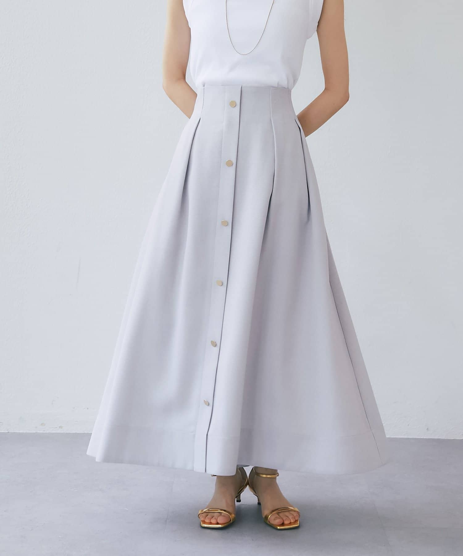 La boutique BonBon(ラブティックボンボン) パナマフロント釦タックフレアスカート