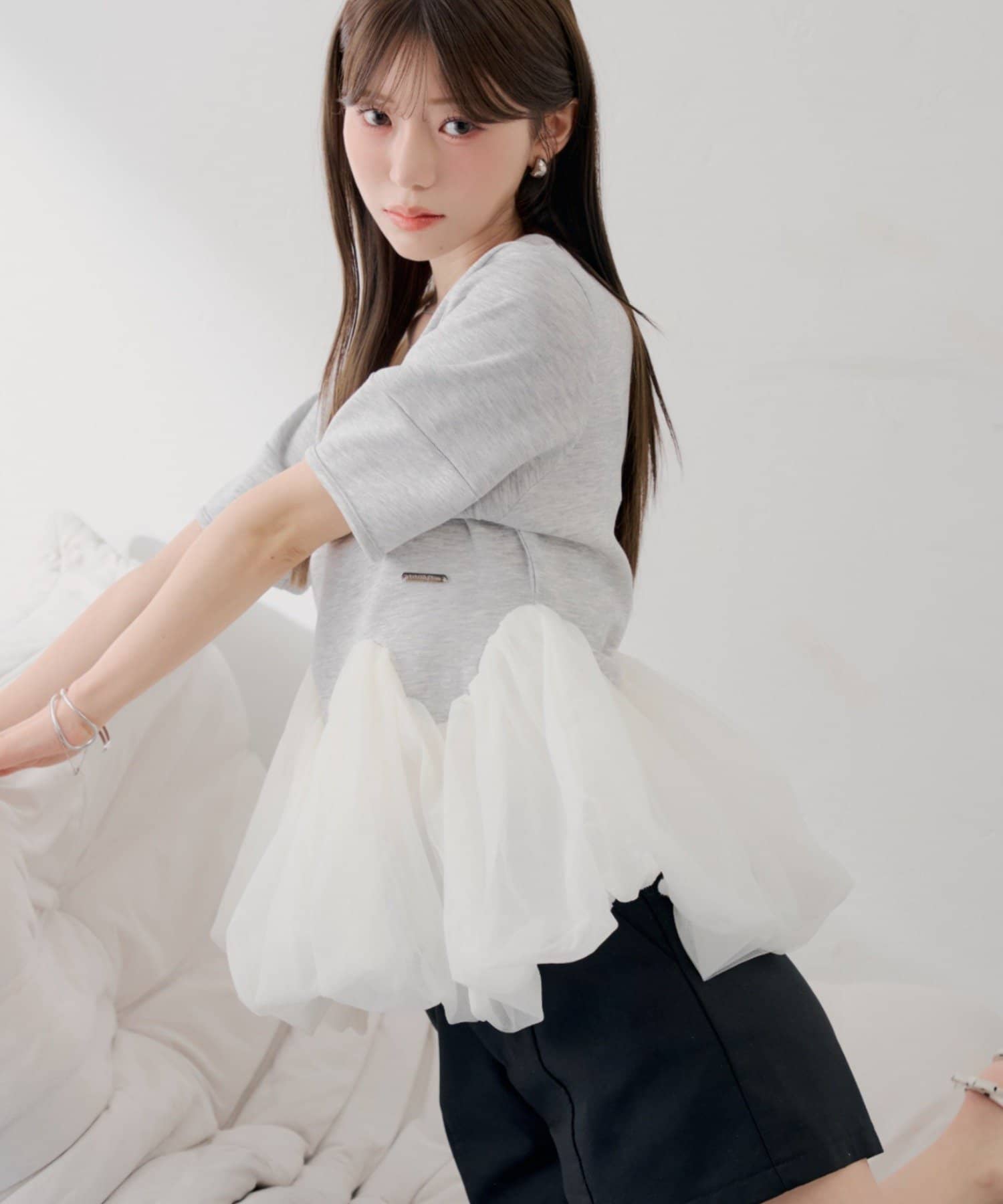 Chico(チコ) 4/9(木)0:00販売【SALON by Chico】デザインスリーブチューリップバルーントップス