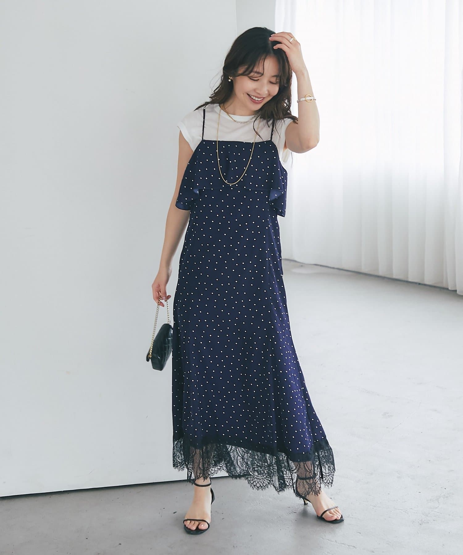 La boutique BonBon(ラブティックボンボン) 【3サイズ展開あり】ドットプリントラッフルマーメイドキャミワンピース