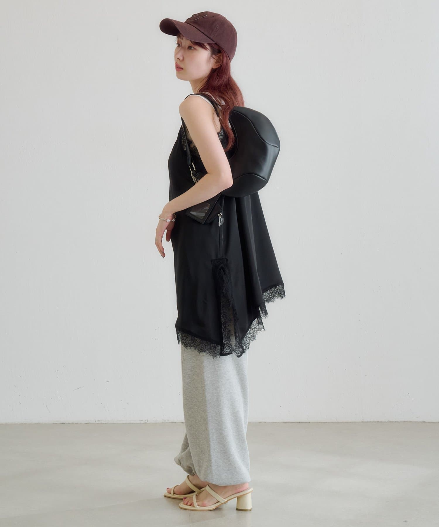 Kastane(カスタネ) レースサテンキャミ