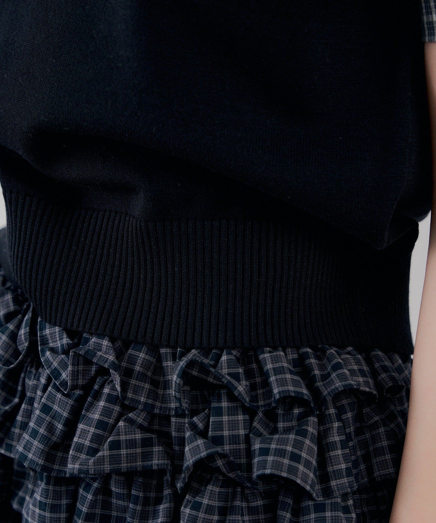 Chico(チコ) 【WEB限定カラーあり】半袖シャツレイヤードVネックニット