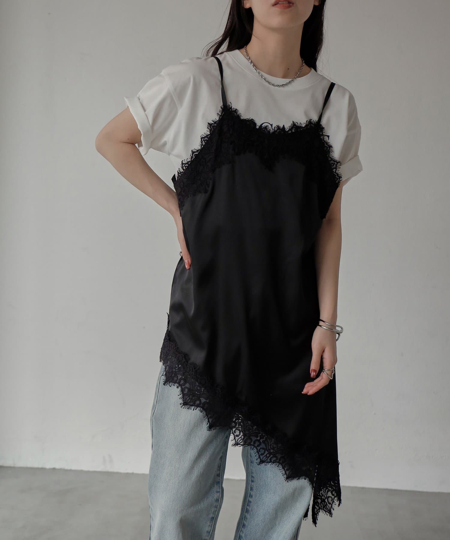 COLONY 2139(コロニー トゥーワンスリーナイン) レースサテンキャミワンピース