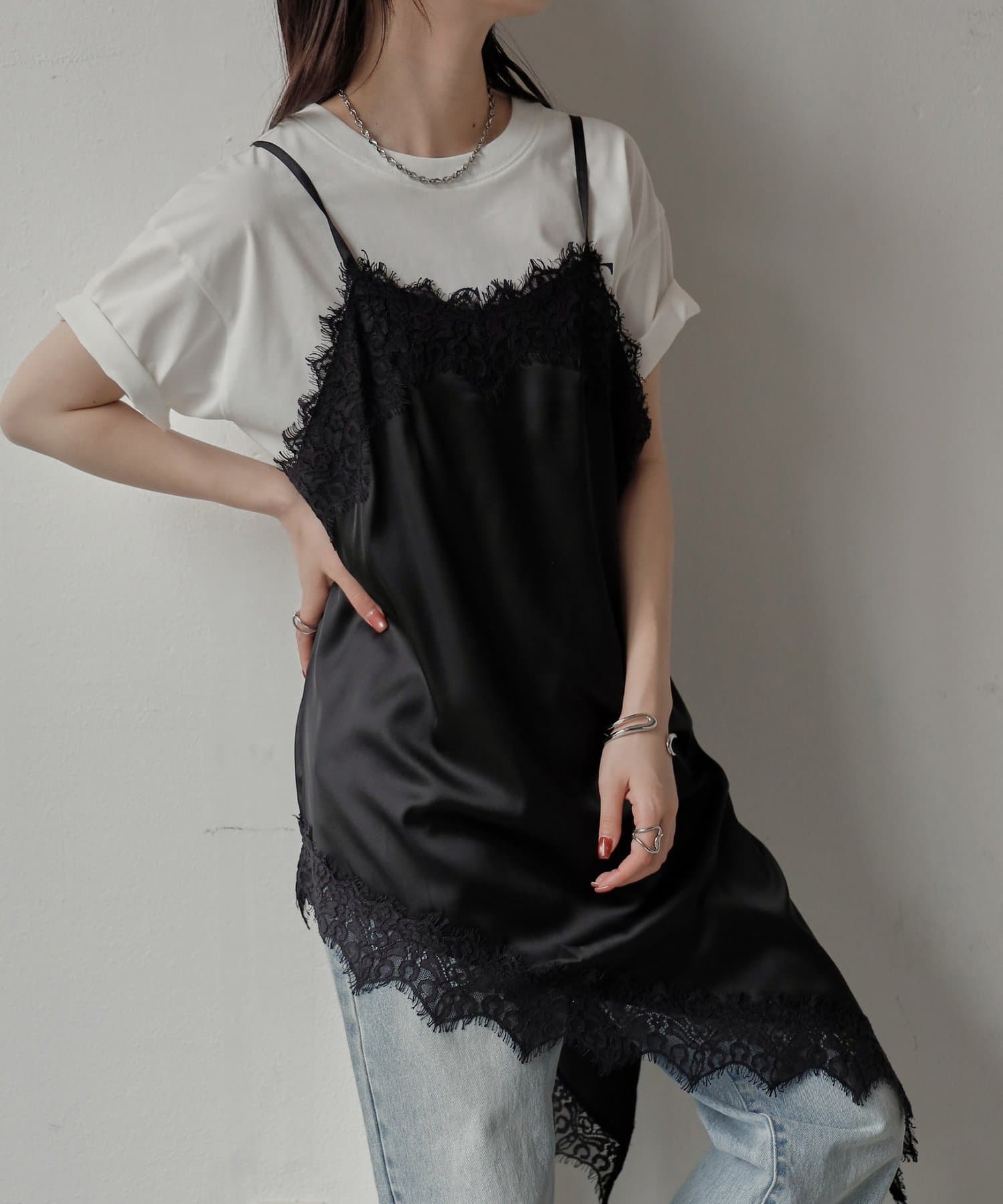 COLONY 2139(コロニー トゥーワンスリーナイン) レースサテンキャミワンピース