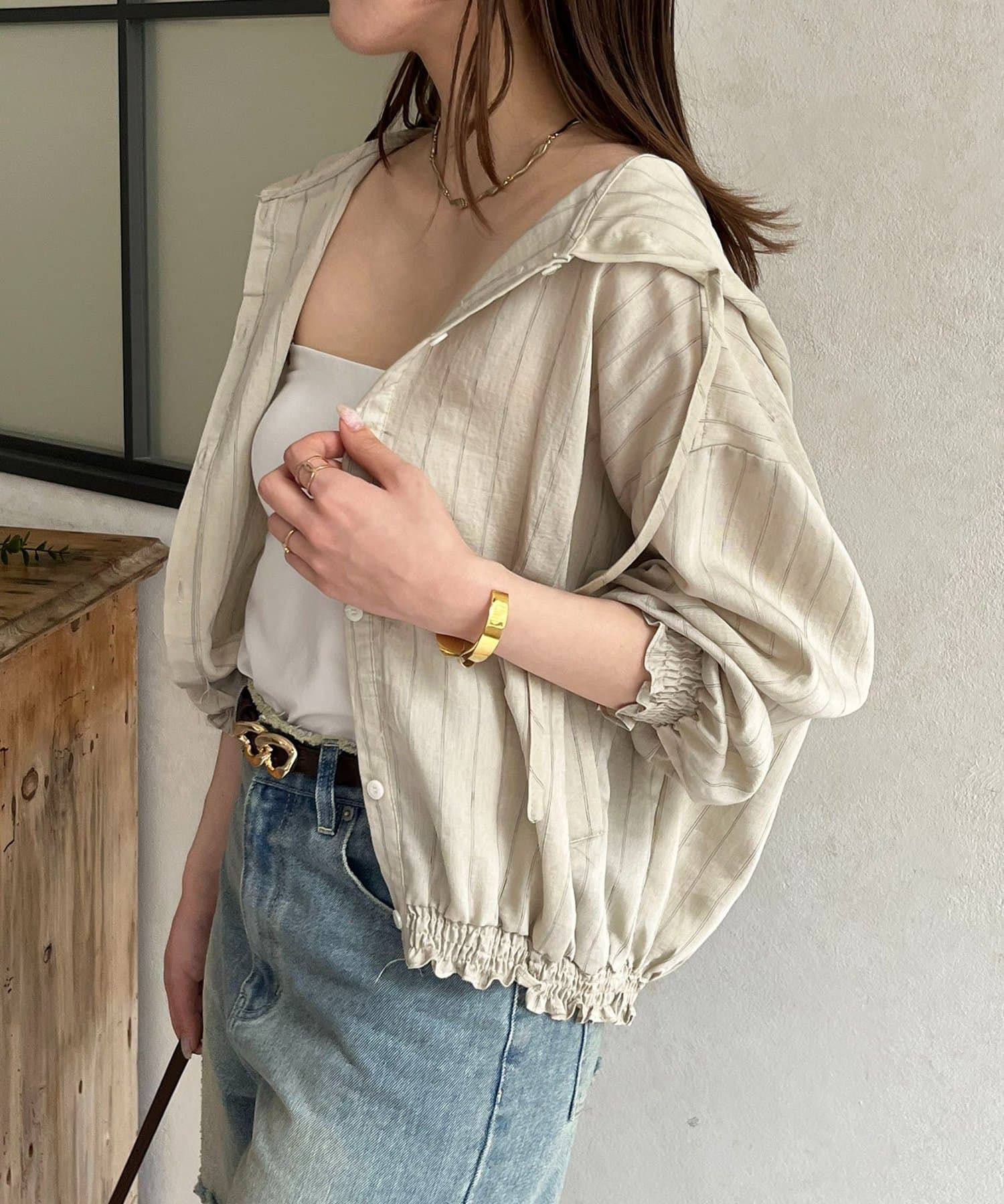 Thevon.(ゼヴォン) ストライプ柄フーディーブルゾン