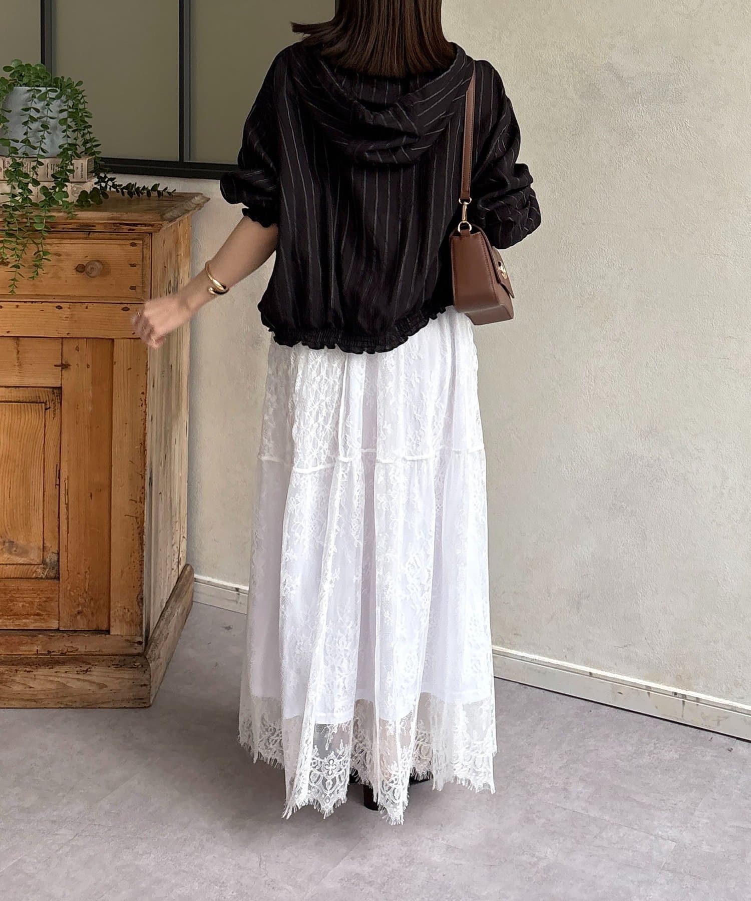 Thevon.(ゼヴォン) ストライプ柄フーディーブルゾン