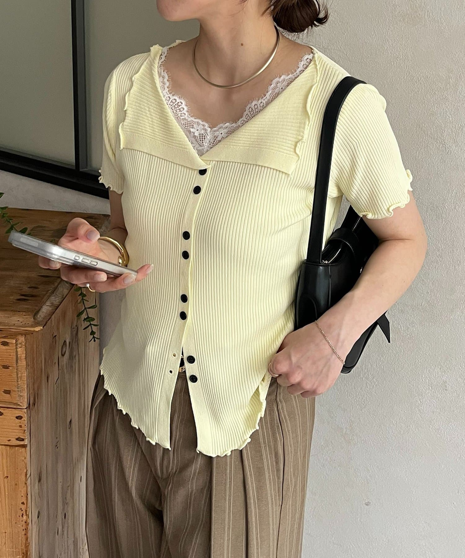 Thevon.(ゼヴォン) ネックレースドッキング半袖ニットカーディガン