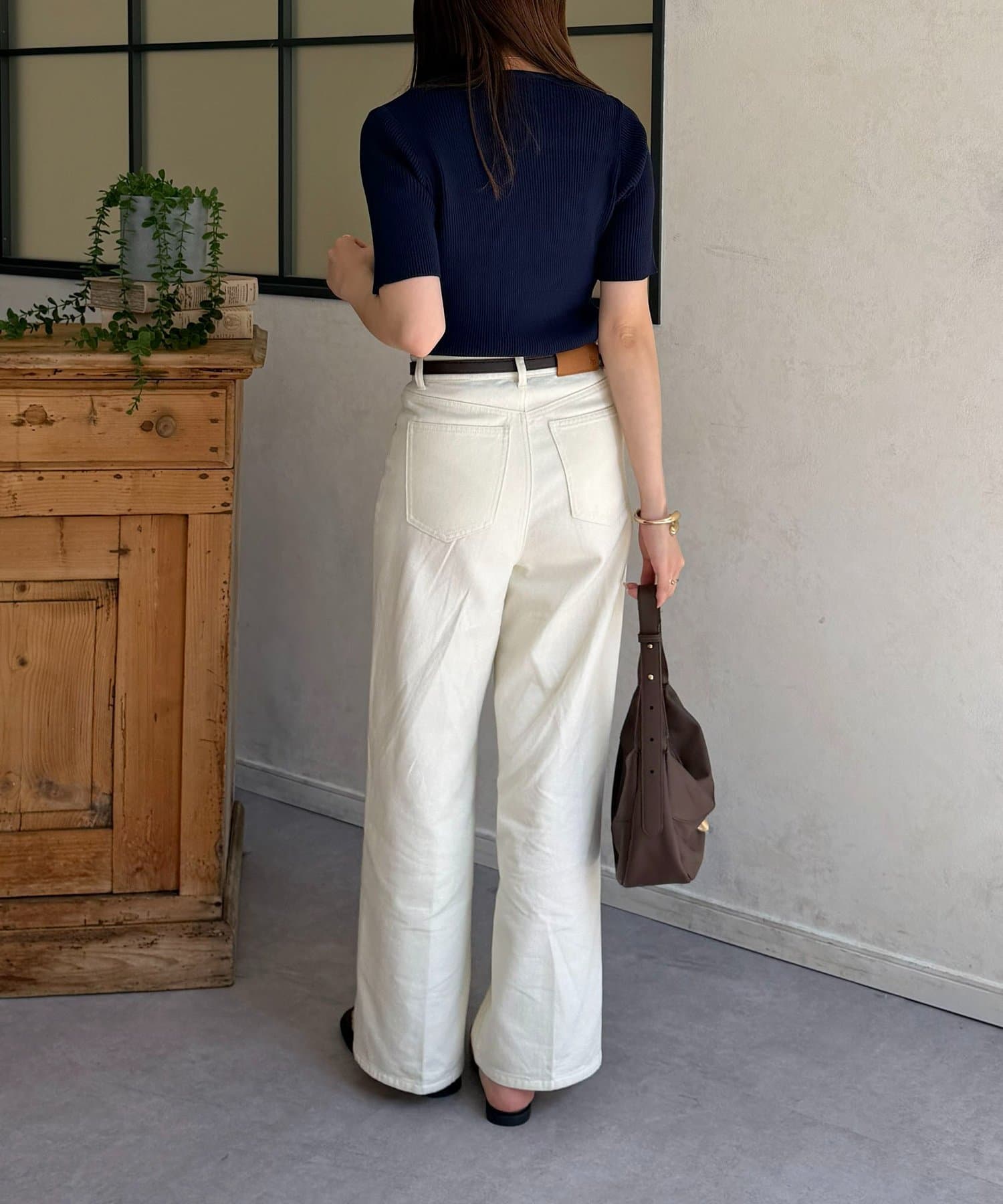 Thevon.(ゼヴォン) バイカラーアシメネック半袖ニット