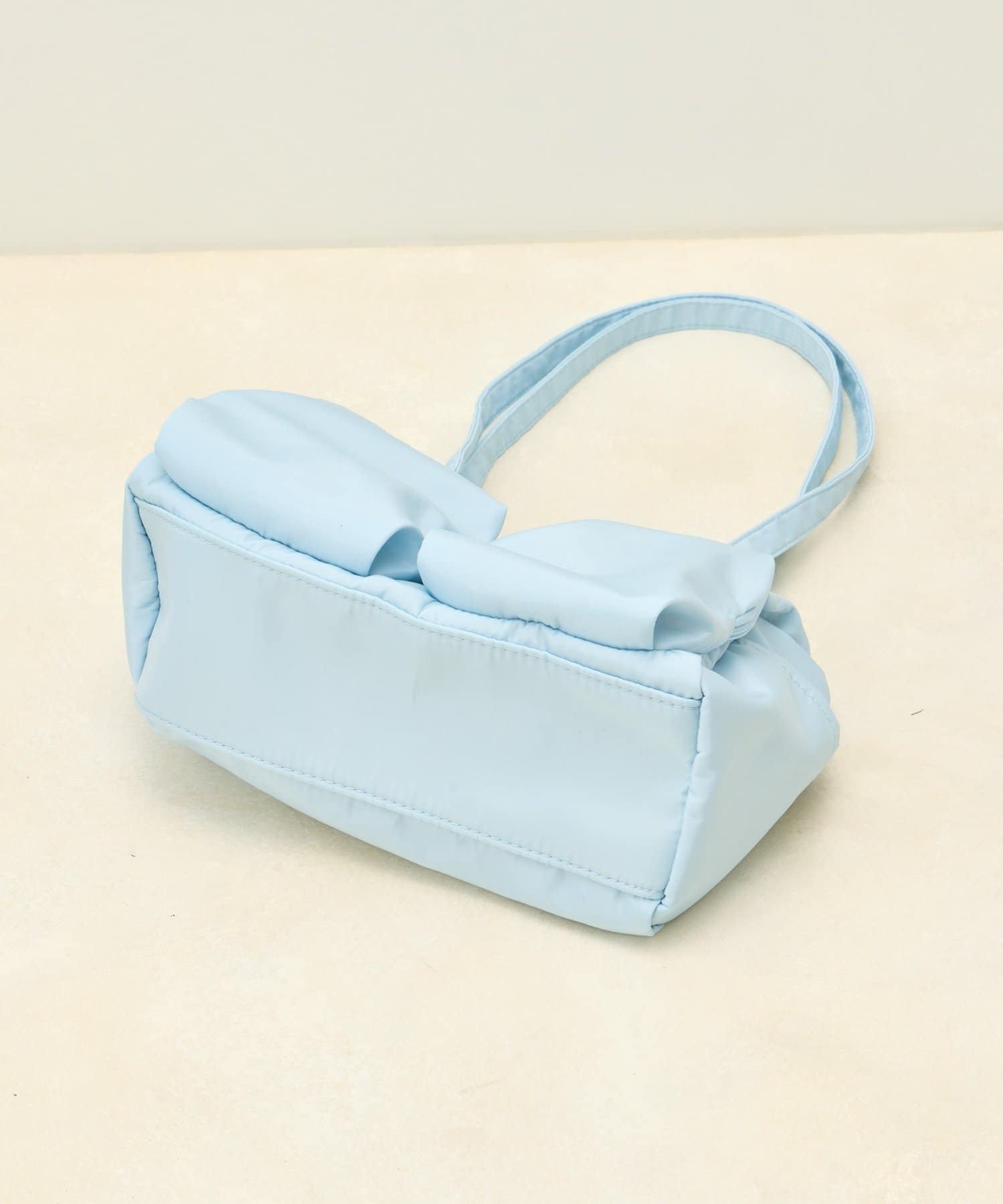 Lattice(ラティス) ポケット付きハンドバッグ