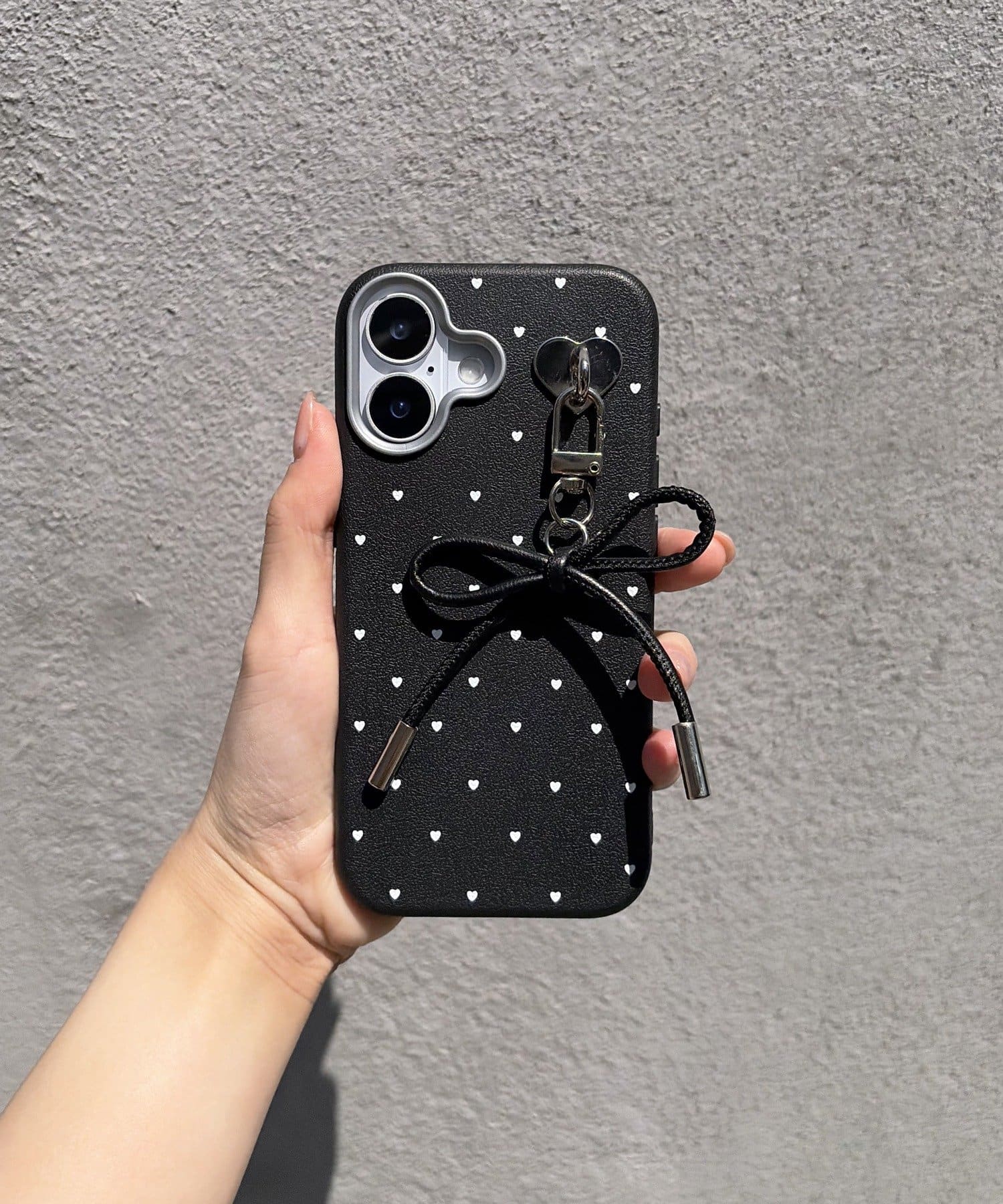 Lattice(ラティス) リボンハートドットスマホケース(iPhone17)