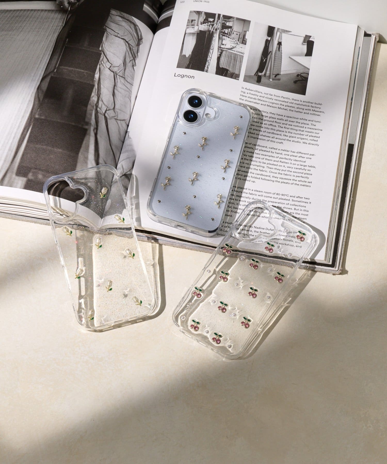 Lattice(ラティス) モチーフスマホケース(iPhone17)