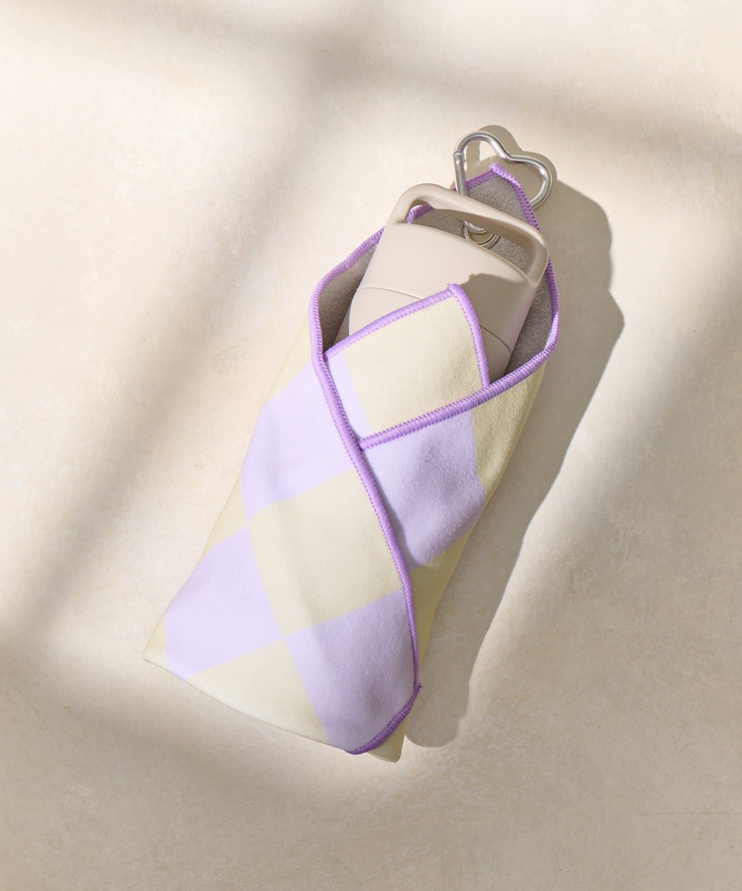 Lattice(ラティス) 【カラビナ付き】くっつくタオル