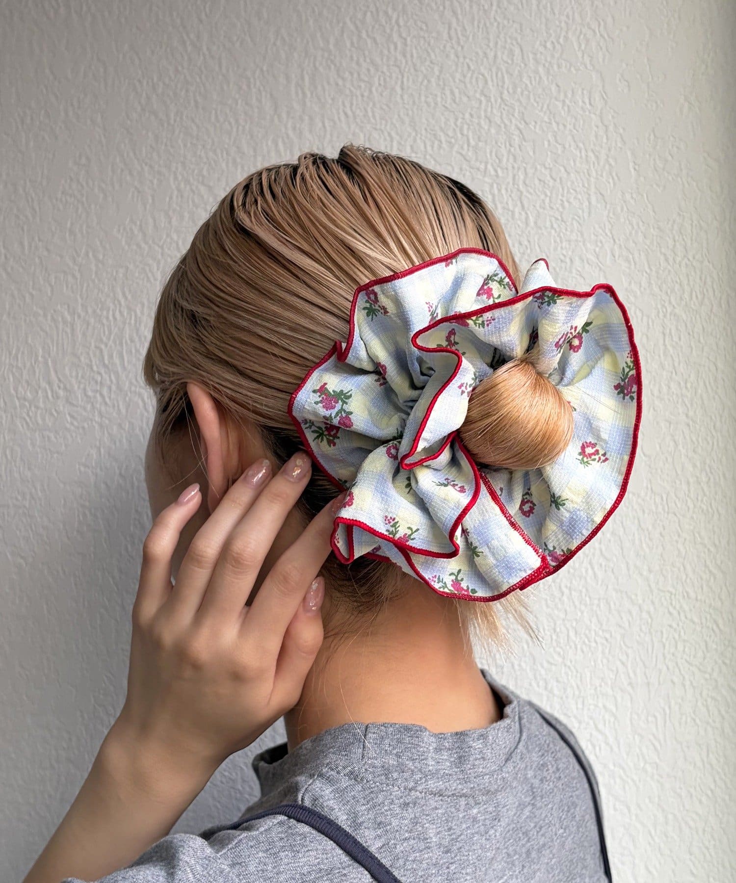 Lattice(ラティス) チェック花柄シュシュ