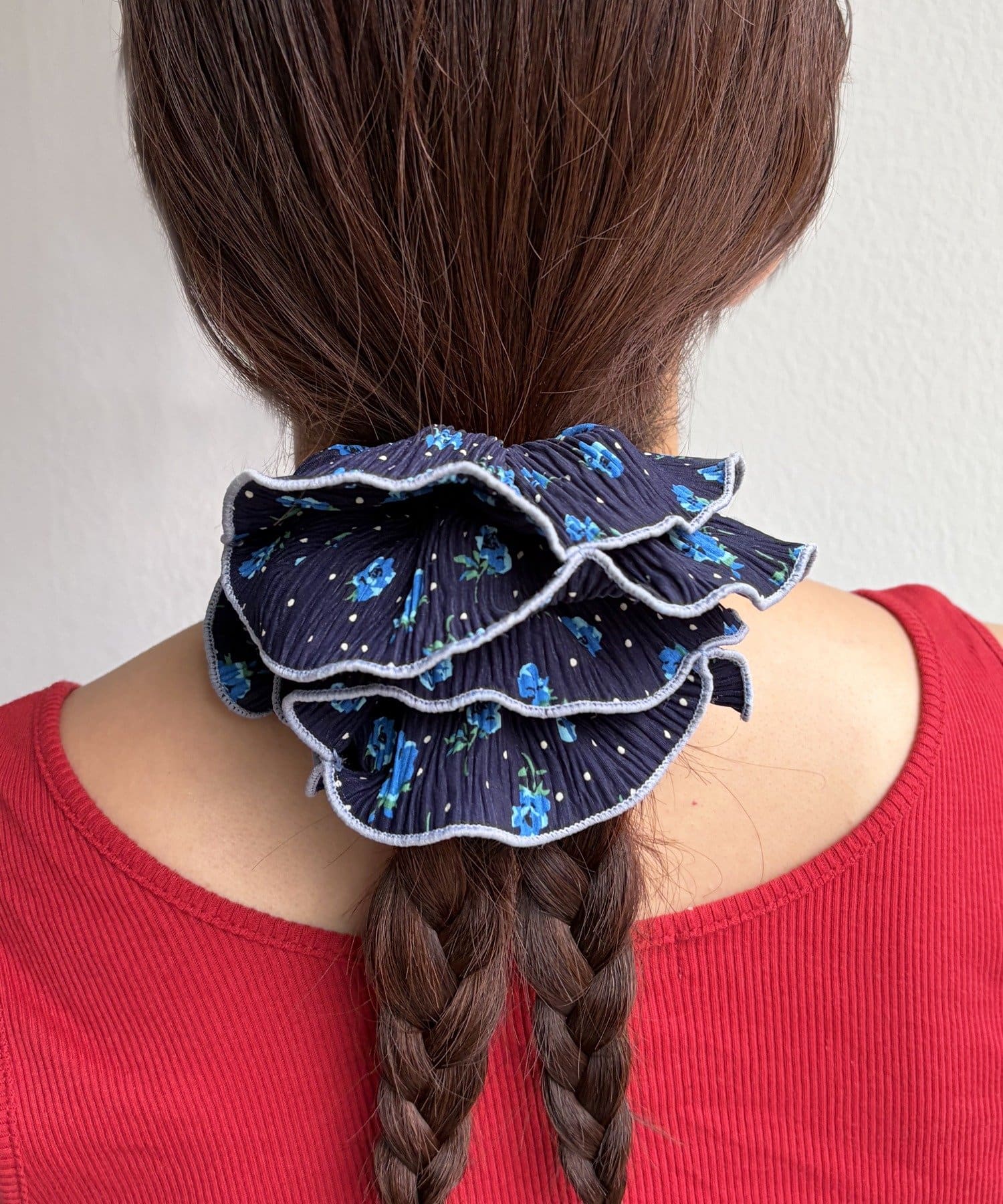 Lattice(ラティス) プリーツ花柄シュシュ