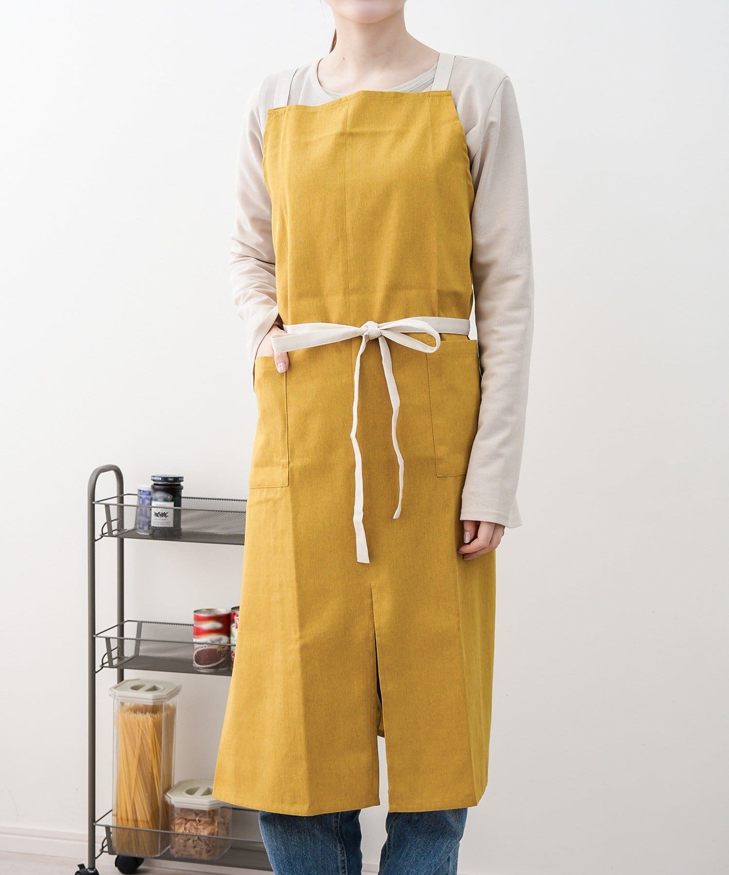 3COINS(スリーコインズ) バッククロスエプロン／KITINTO