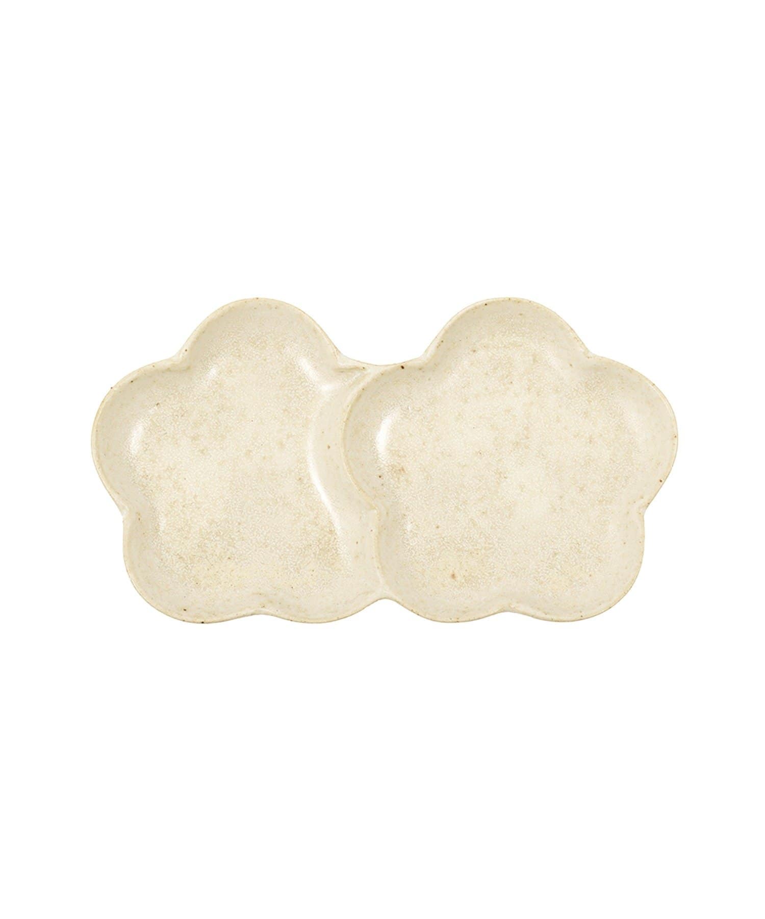 3COINS(スリーコインズ) 花形小分け豆皿