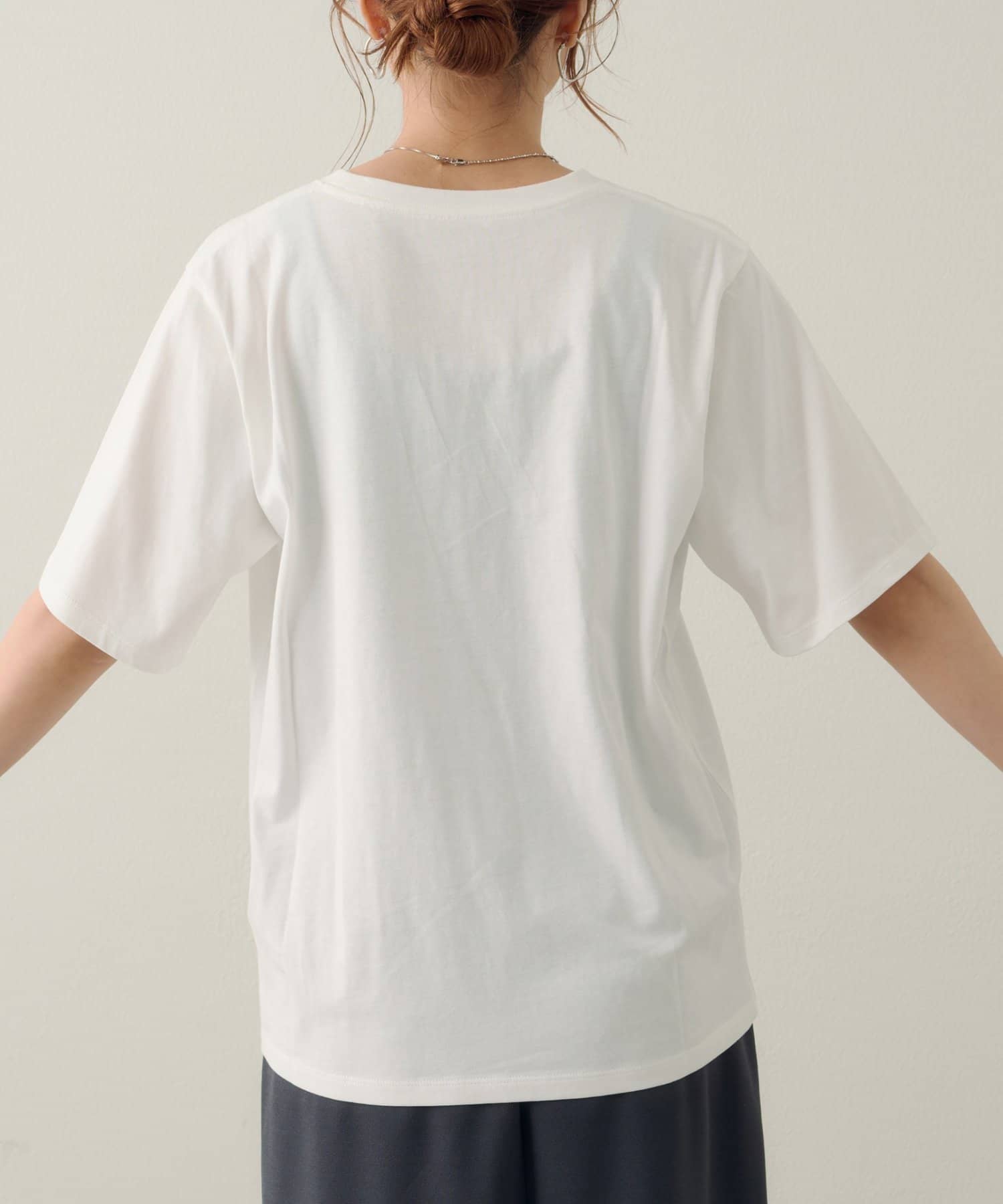 DISCOAT(ディスコート) 【Noka】フォトプリントロゴ半袖Tシャツ