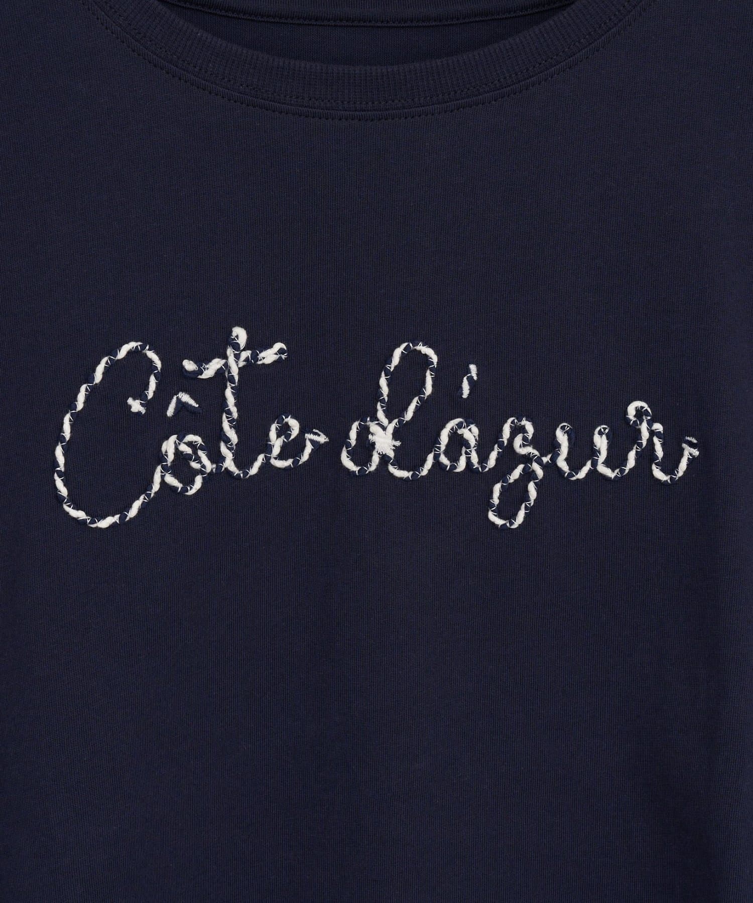 DISCOAT(ディスコート) 【umm.】コード刺繍ロゴ半袖Tシャツ