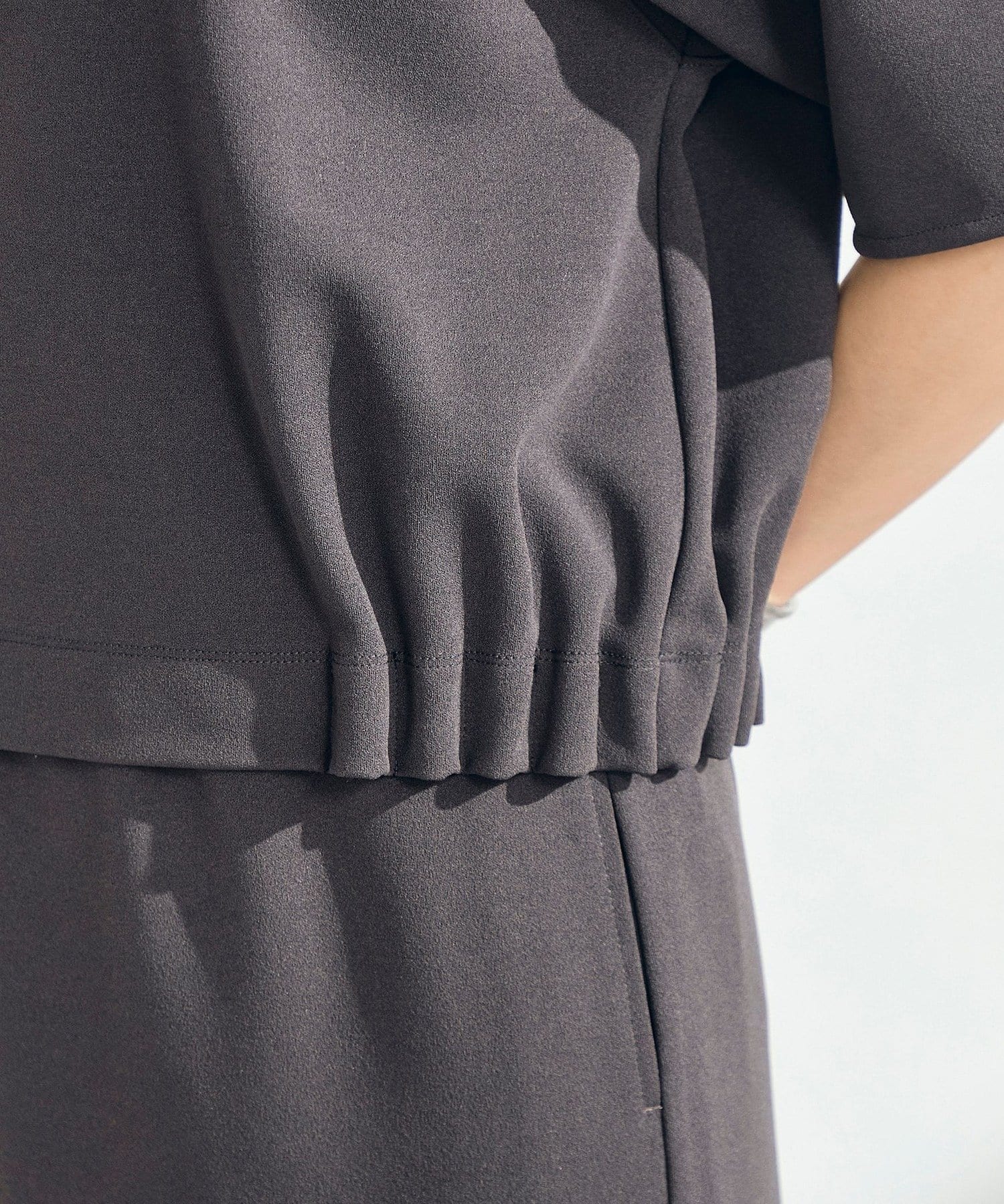 FREDY & GLOSTER(フレディ アンド グロスター) カットジョーゼット5分袖プルオーバーカットソー