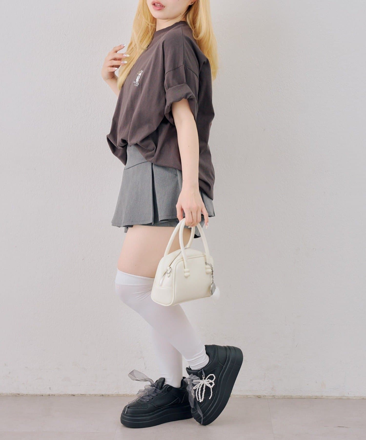 NICE CLAUP / OLIVE des OLIVE OUTLET(ナイスクラップ  / オリーブ デ オリーブ アウトレット) 【ANOTHER BRANCH】わちゃわちゃウサギＢＩＧＴシャツ