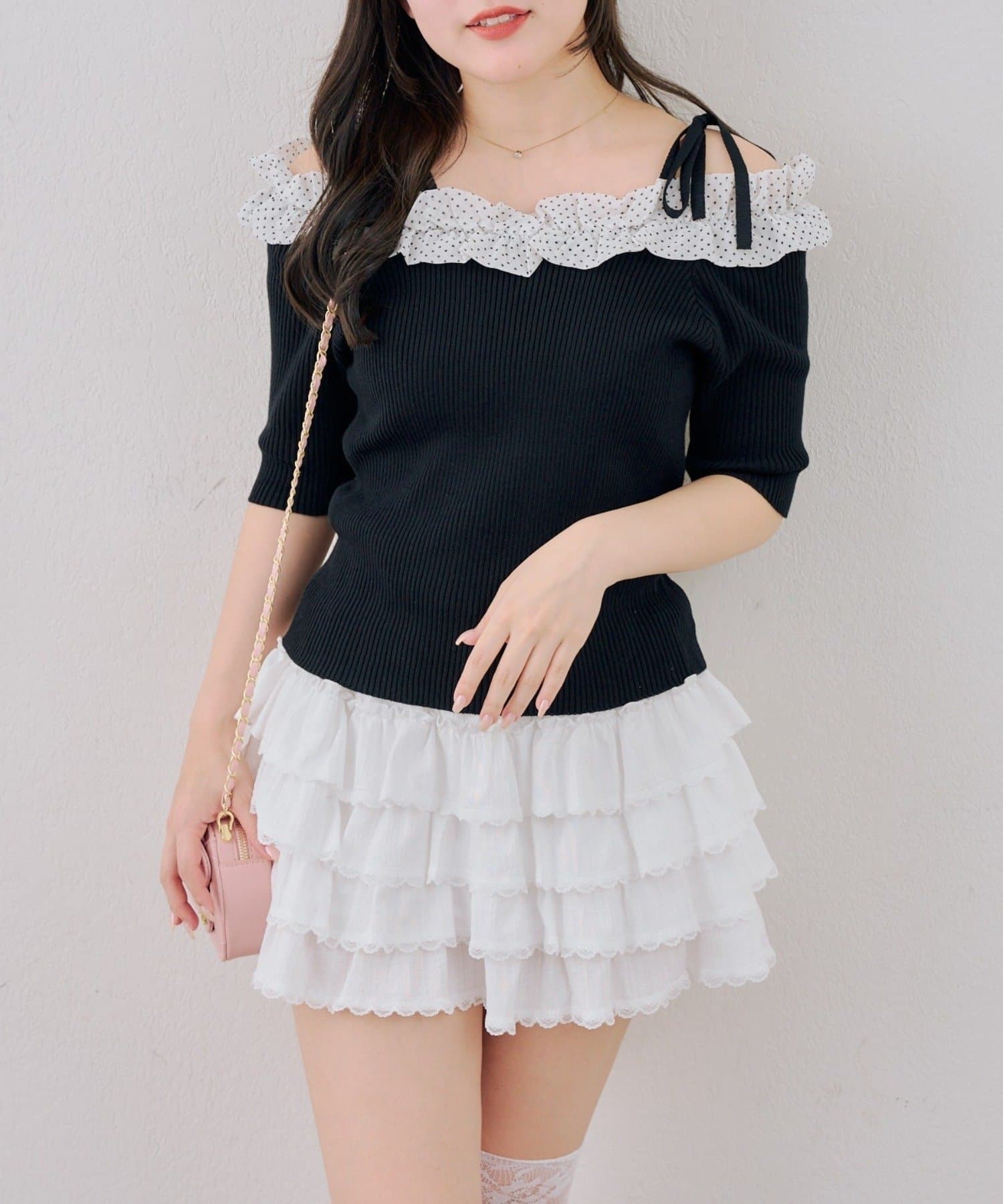 NICE CLAUP / OLIVE des OLIVE OUTLET(ナイスクラップ  / オリーブ デ オリーブ アウトレット) 【ANOTHER BRANCH】オフショルフリルニットプルオーバー