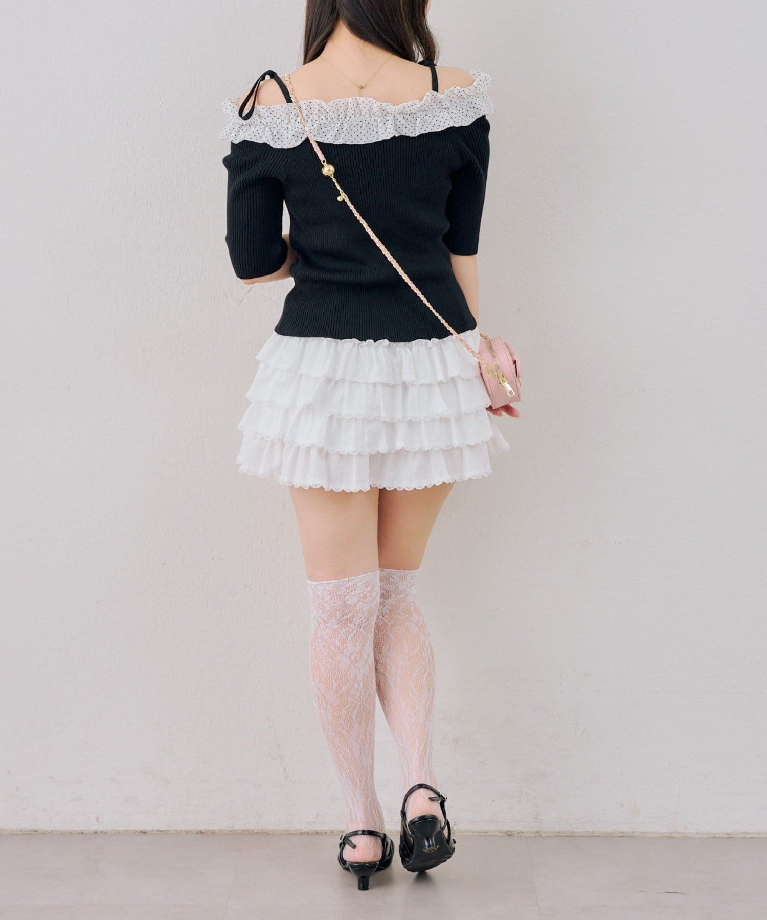 NICE CLAUP / OLIVE des OLIVE OUTLET(ナイスクラップ  / オリーブ デ オリーブ アウトレット) 【ANOTHER BRANCH】オフショルフリルニットプルオーバー