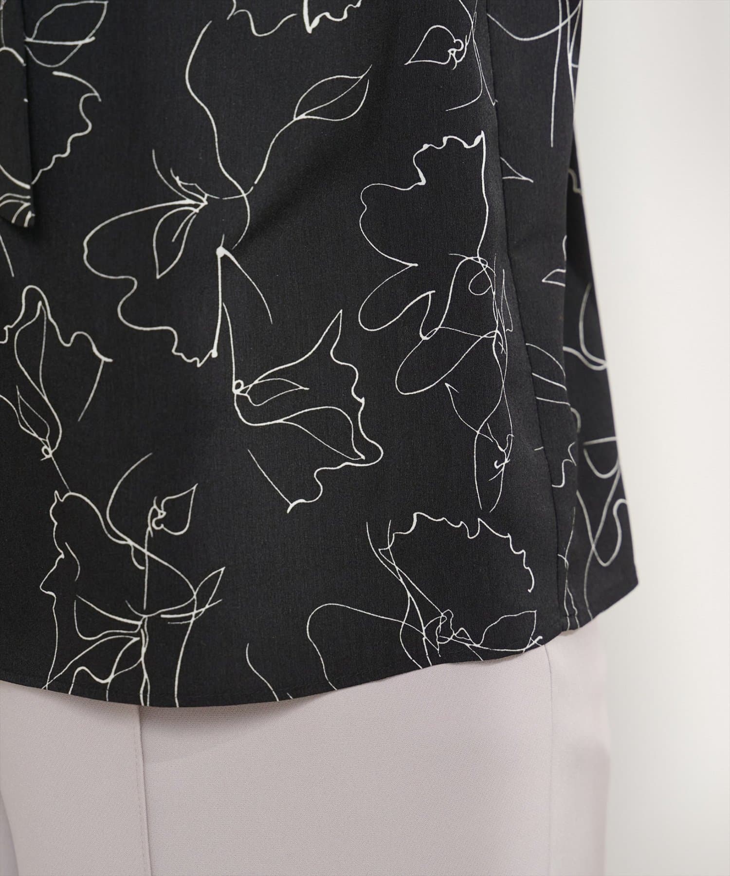 natural couture(ナチュラルクチュール) ゴールドバー付きボウタイブラウス