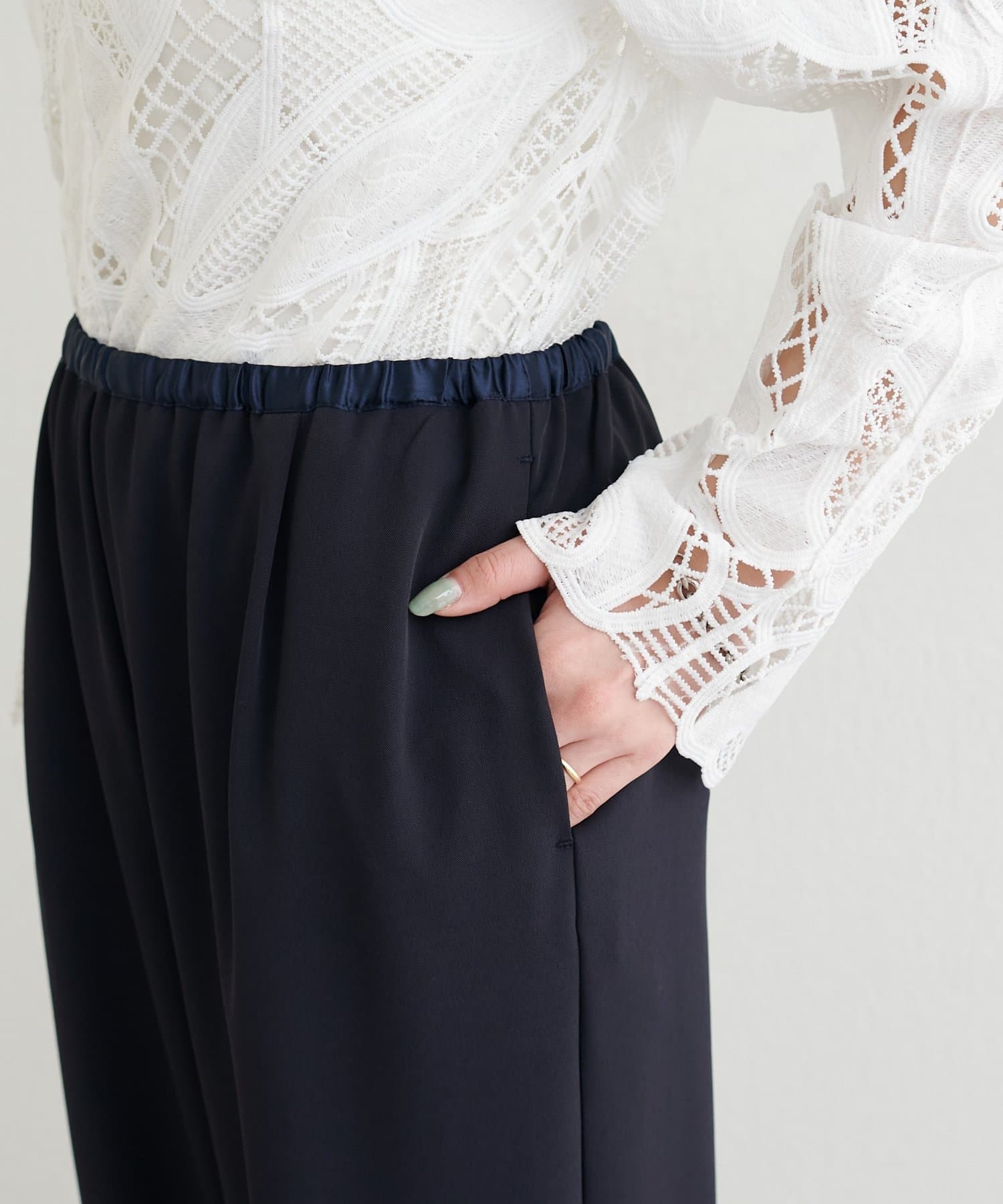 LARUTA(ラルータ) リラックスイージーパンツ