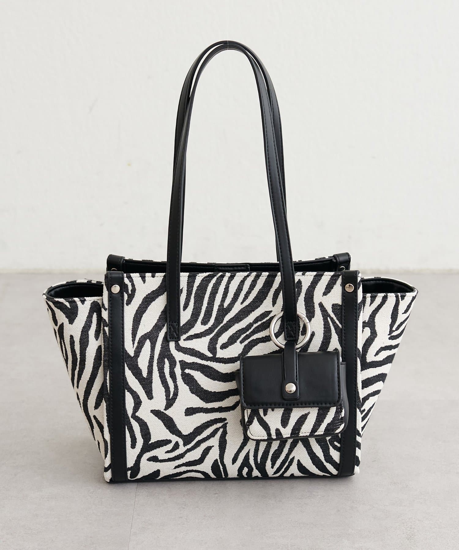 LARUTA(ラルータ) ミニポーチ付きエルガリートート