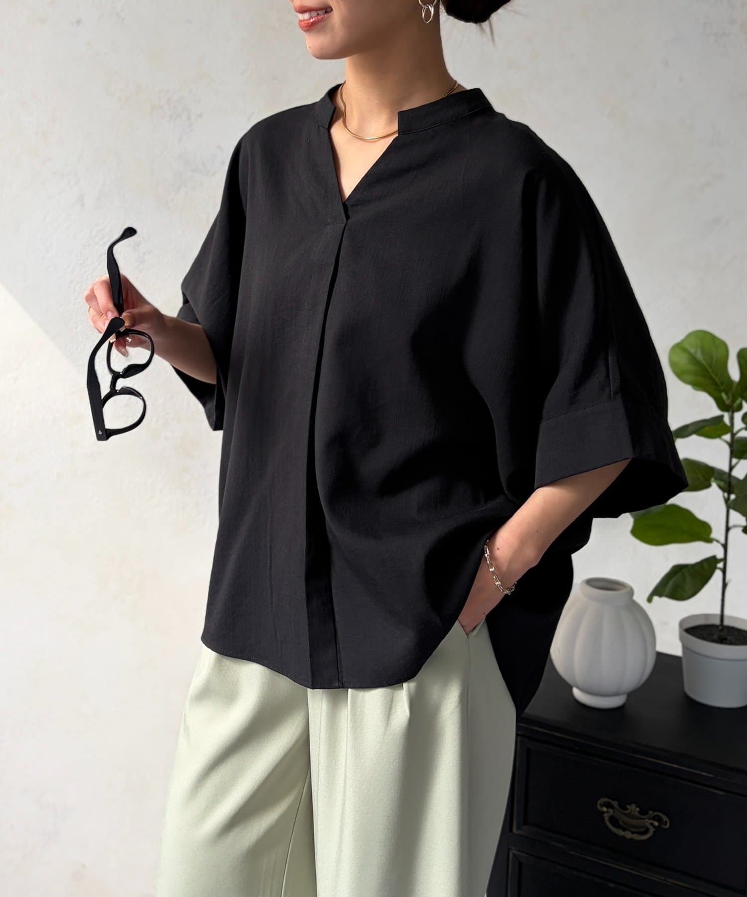 Chez toi(シェトワ) 袖ターンバックブラウス