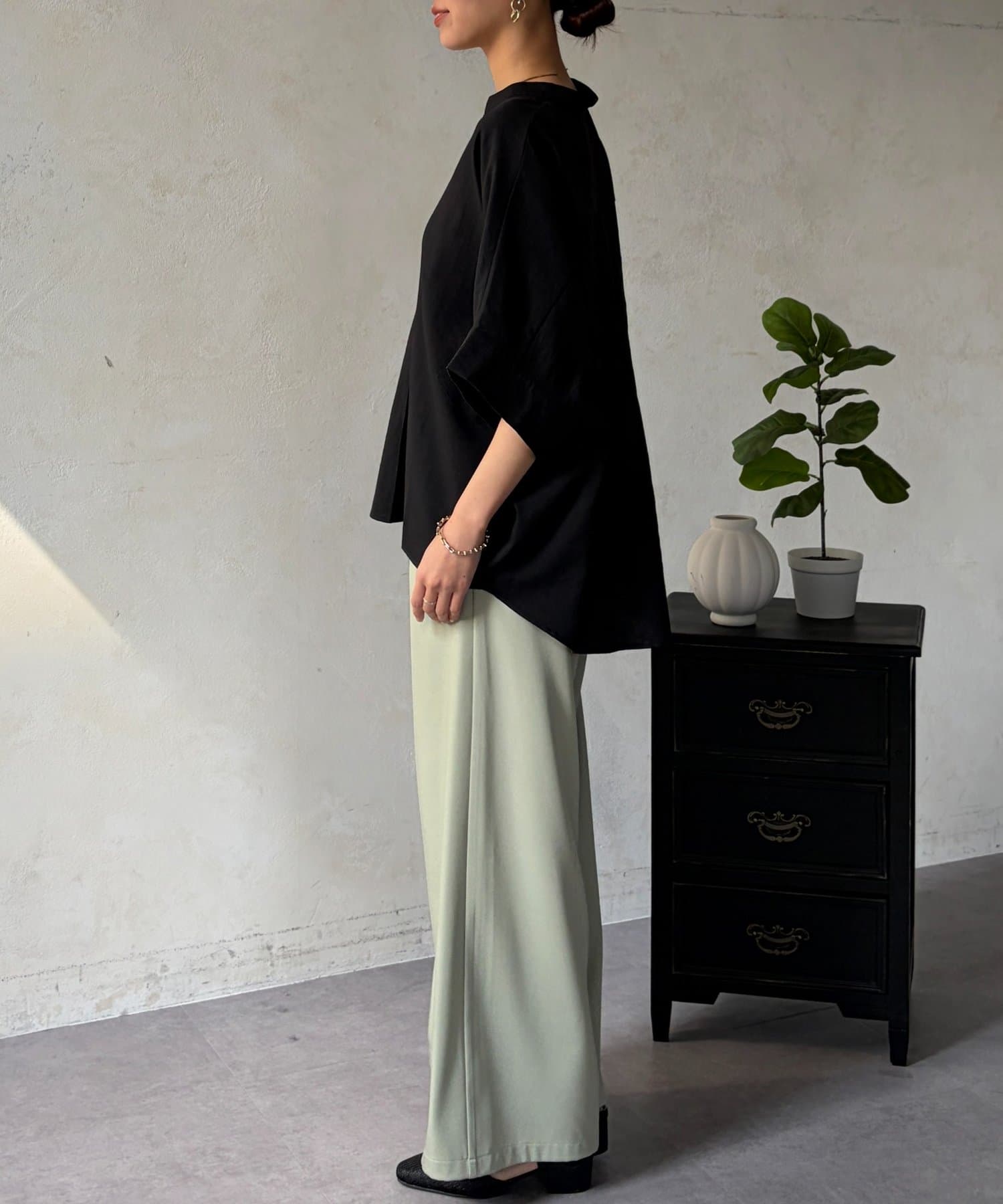 Chez toi(シェトワ) 袖ターンバックブラウス