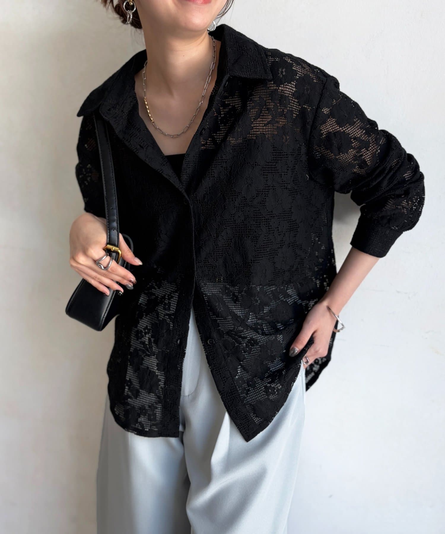 Chez toi(シェトワ) 総レースシャツ