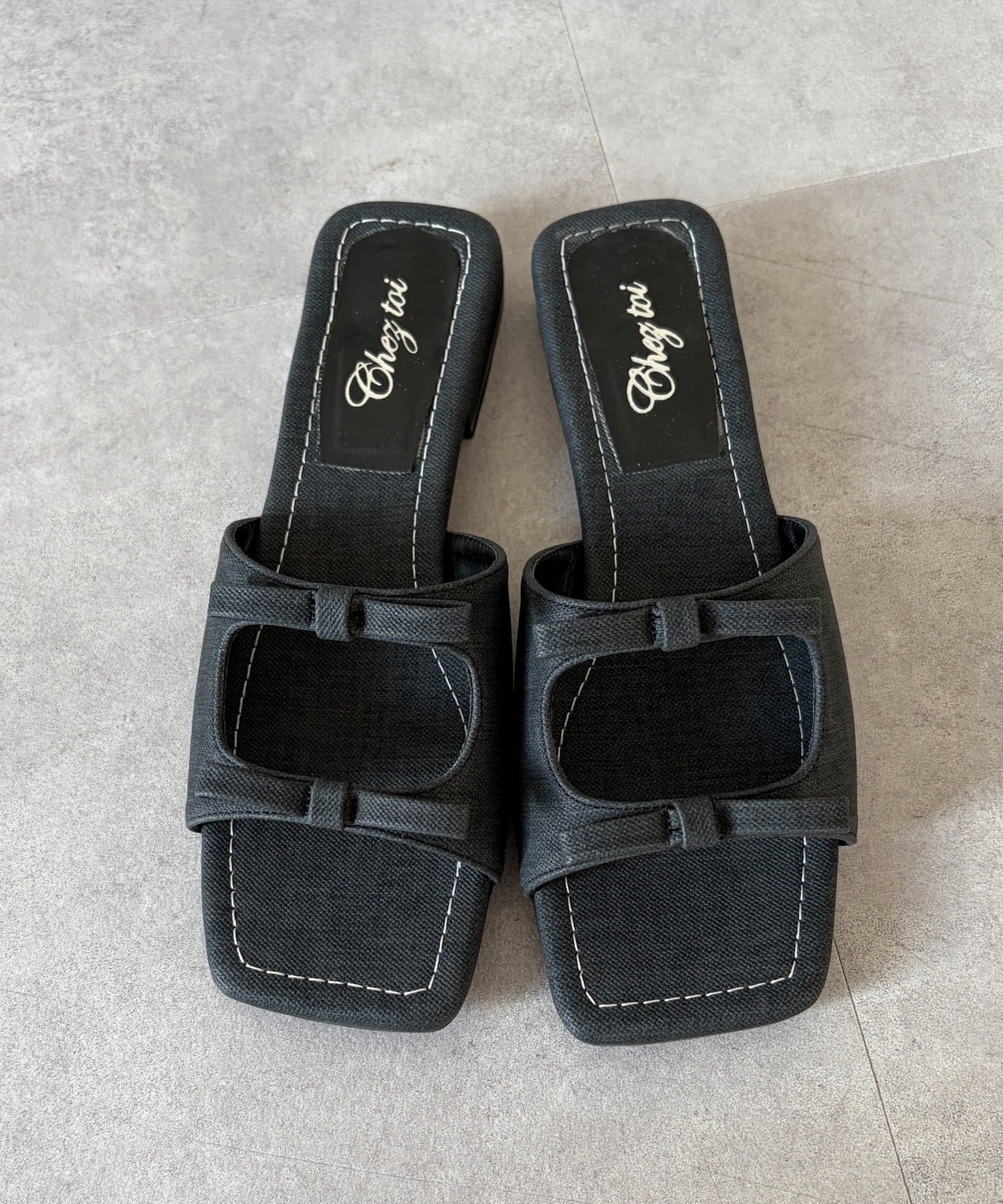 Chez toi(シェトワ) 細リボンスクエアミュール