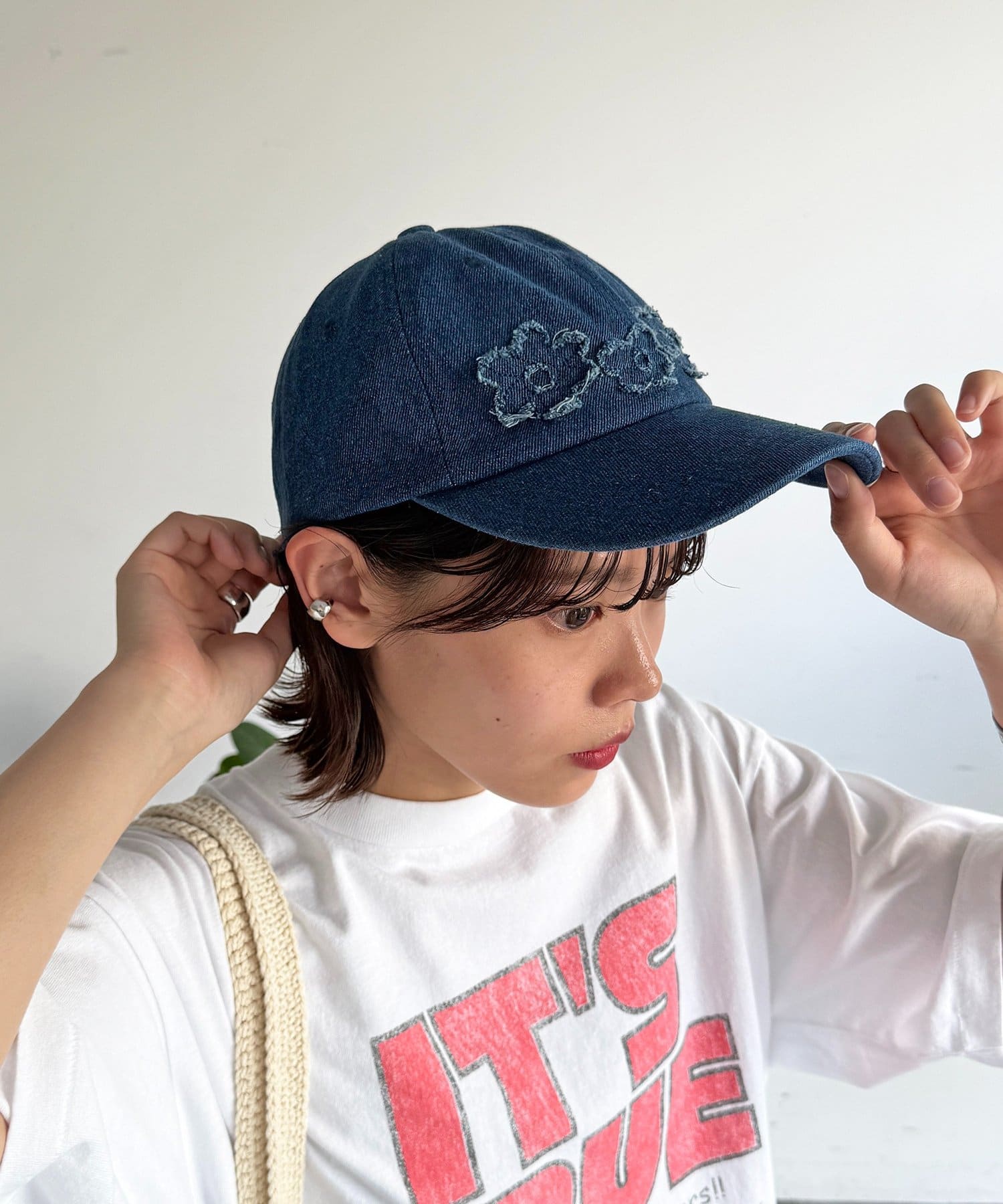 CPCM(シーピーシーエム) デニムフラワーアップリケキャップ