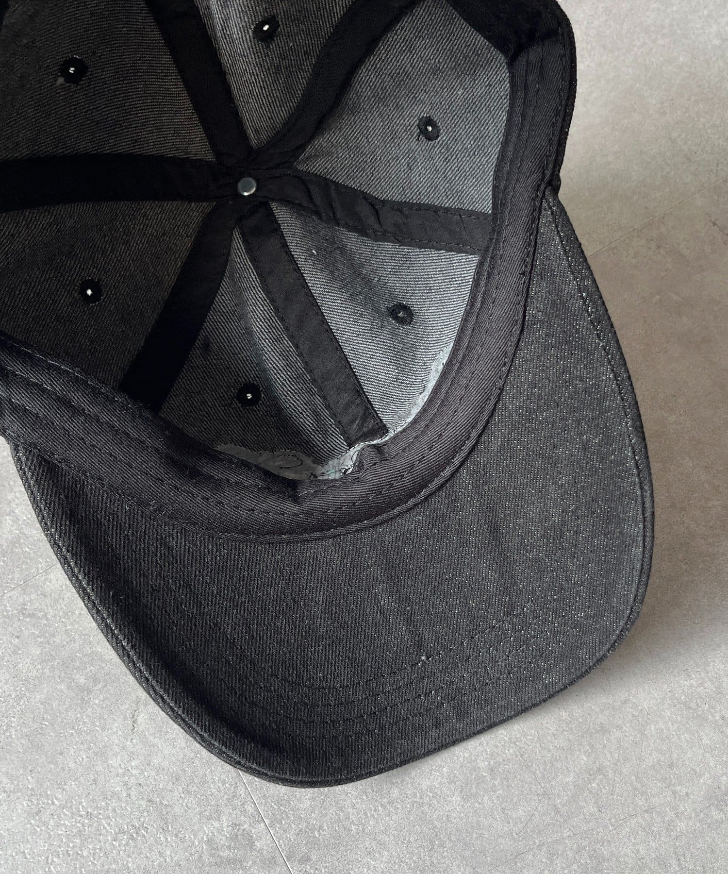 CPCM(シーピーシーエム) デニムフラワーアップリケキャップ