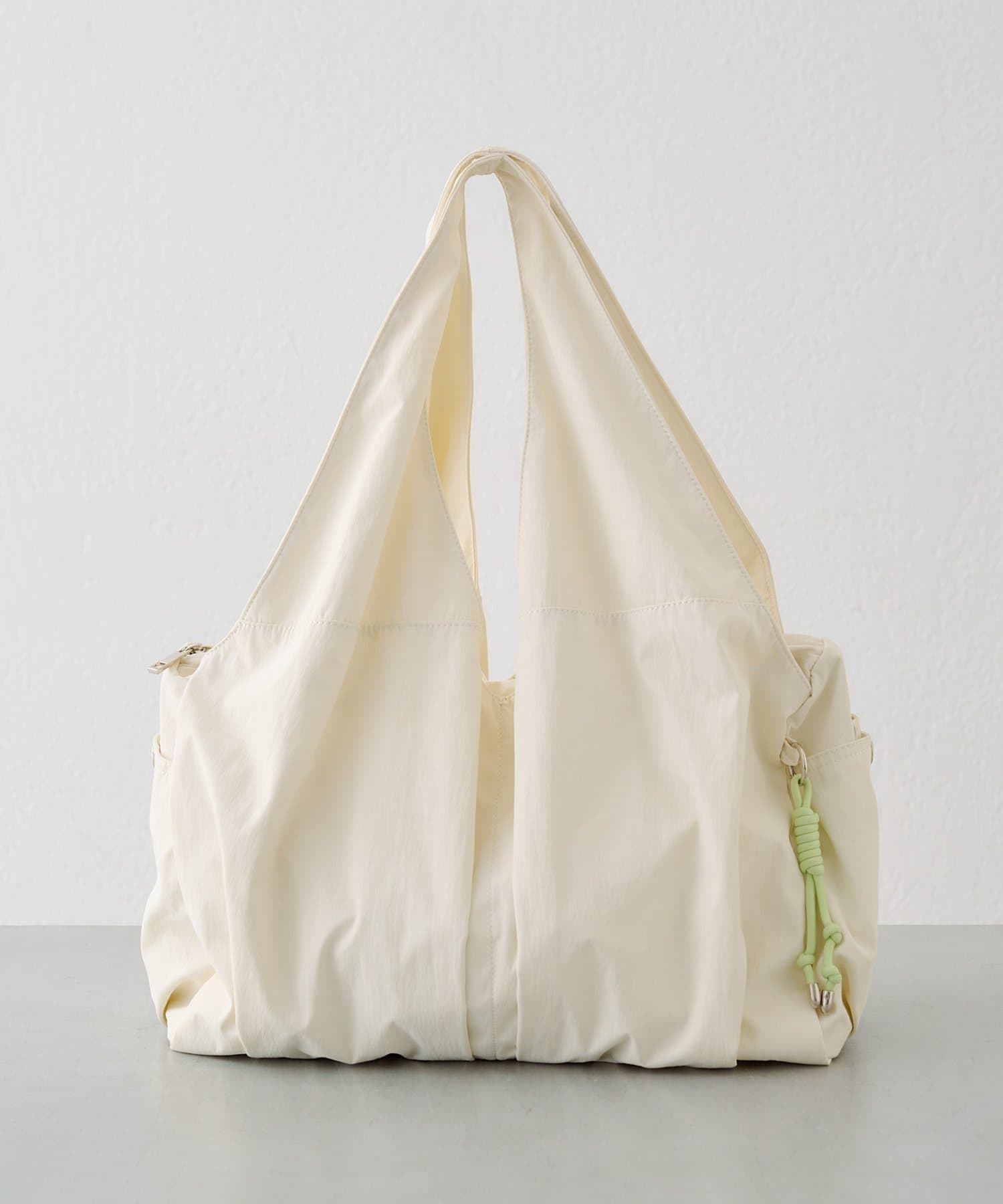 Kastane(カスタネ) 【4/5(日)0:00発売/WEB限定/A4サイズ】トラベルBAG