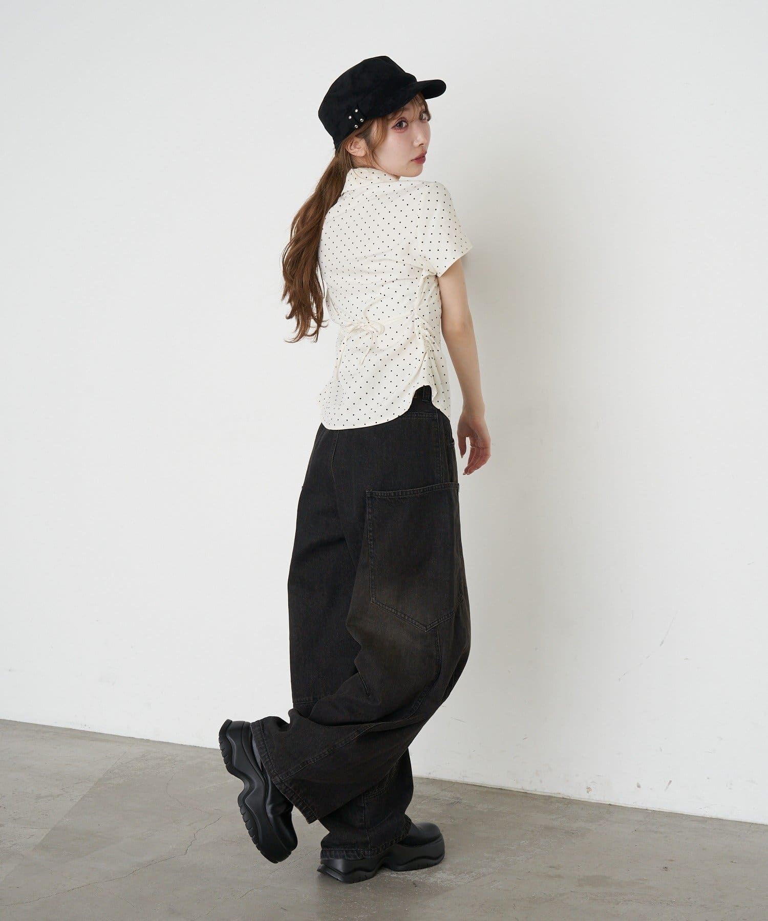 RAY CASSIN(レイカズン) 【7色展開】胸刺繍コンパクト半袖シャツ