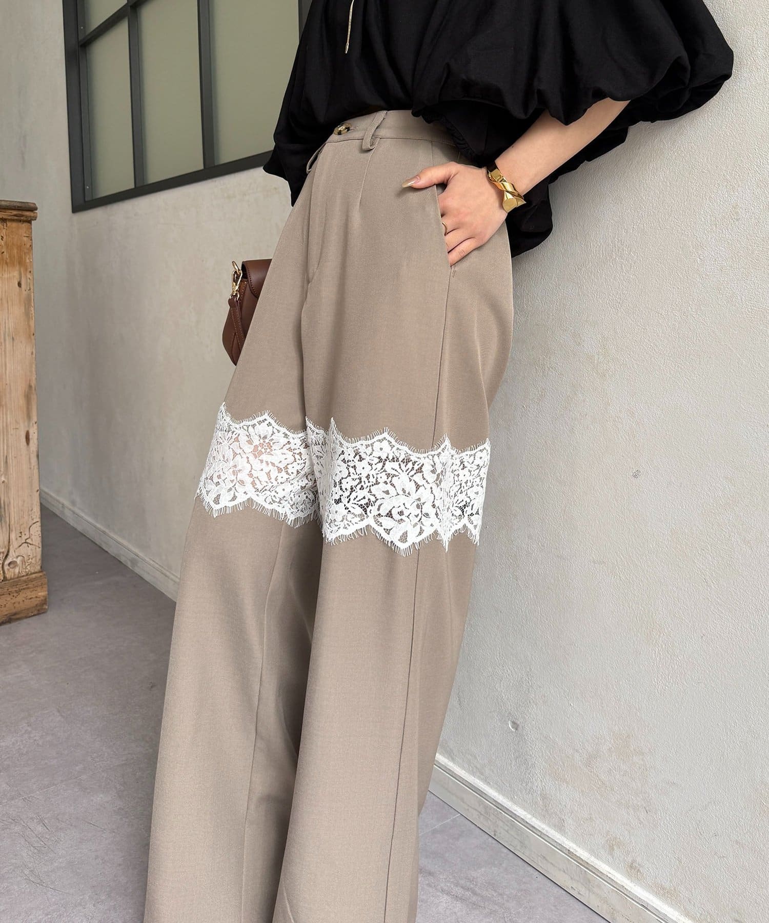 Thevon.(ゼヴォン) レース切替スラックス