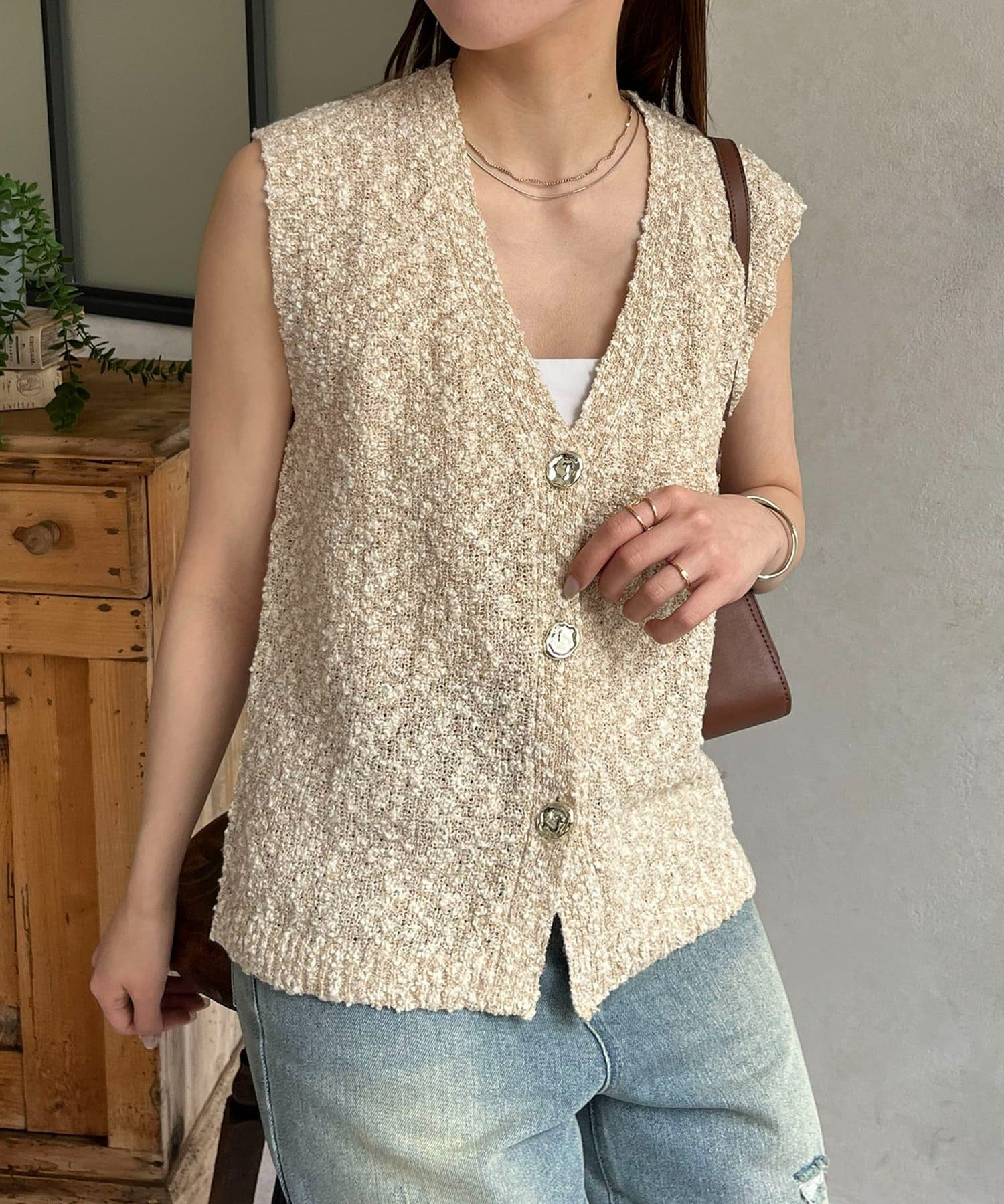 Thevon.(ゼヴォン) MIXニュアンスボタンノースリニット